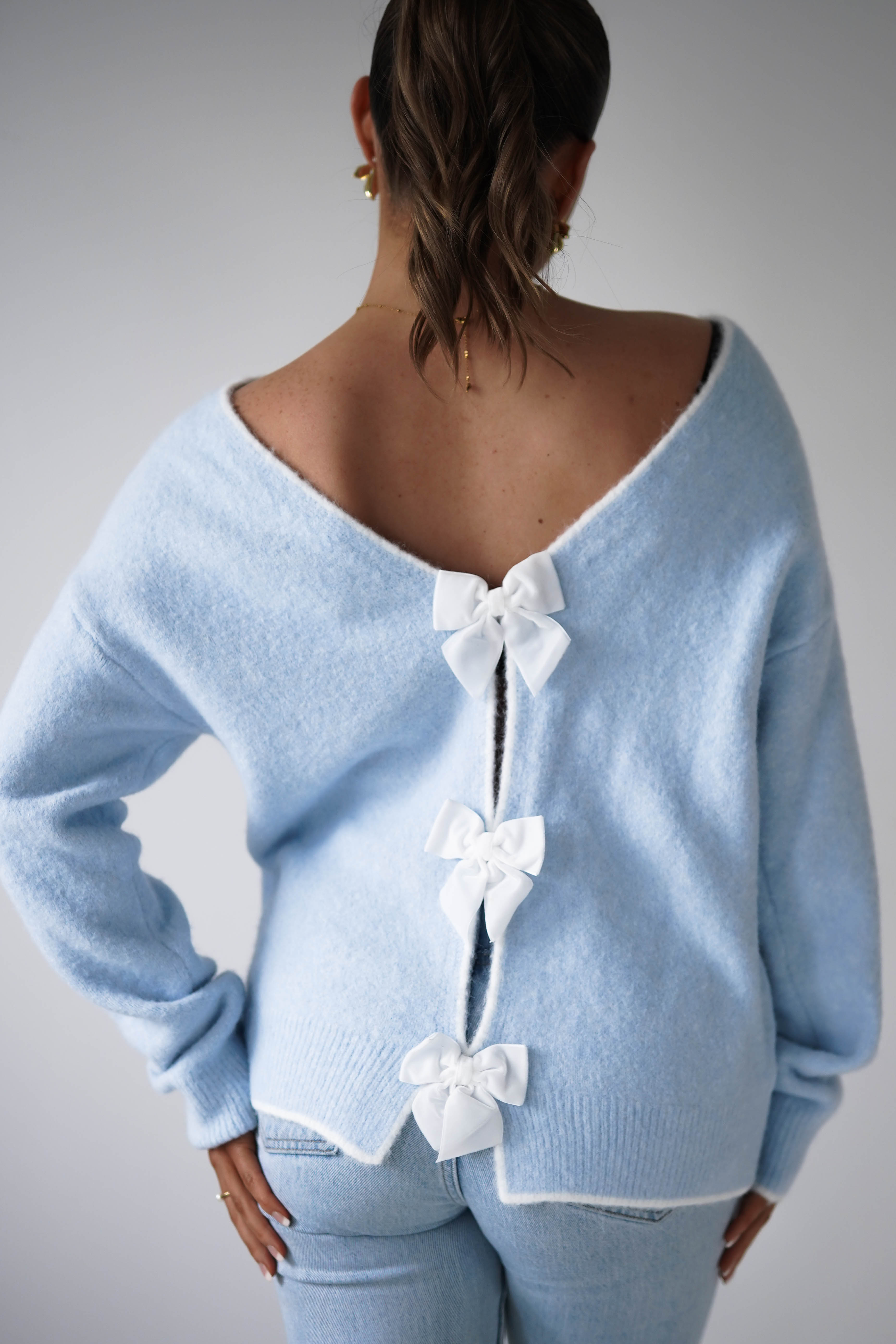 Oh Hello Clothing Women > Clothing > Knitwear ONE SIZE (6/12) 1*DONE-ELSA-BLUE & WHITE Bow Detail Knit Jumper- SC20643