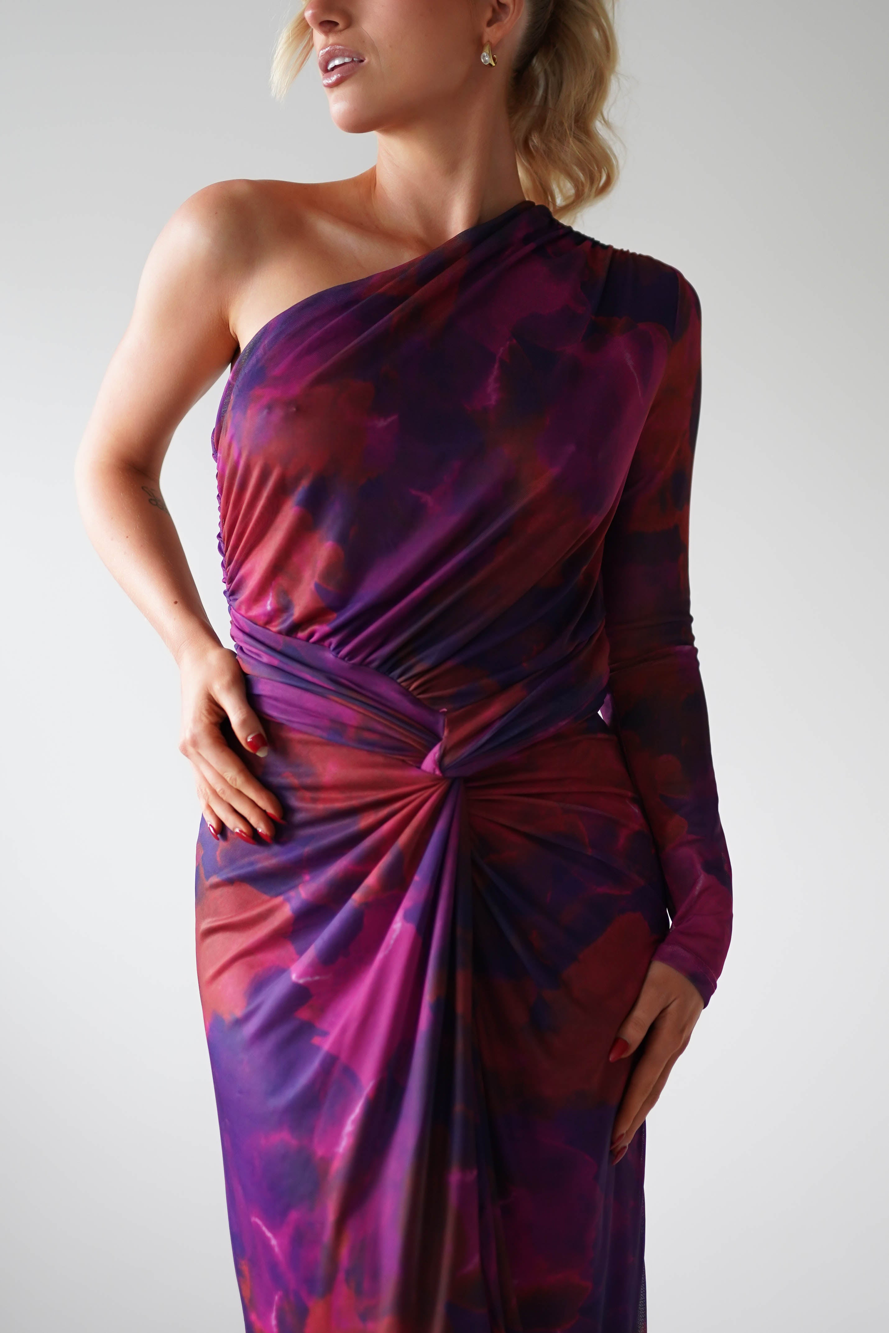 Criselda Bodycon Gathered Maxi Dress | Mixed Print | Oh Hello Clothing | S (8)