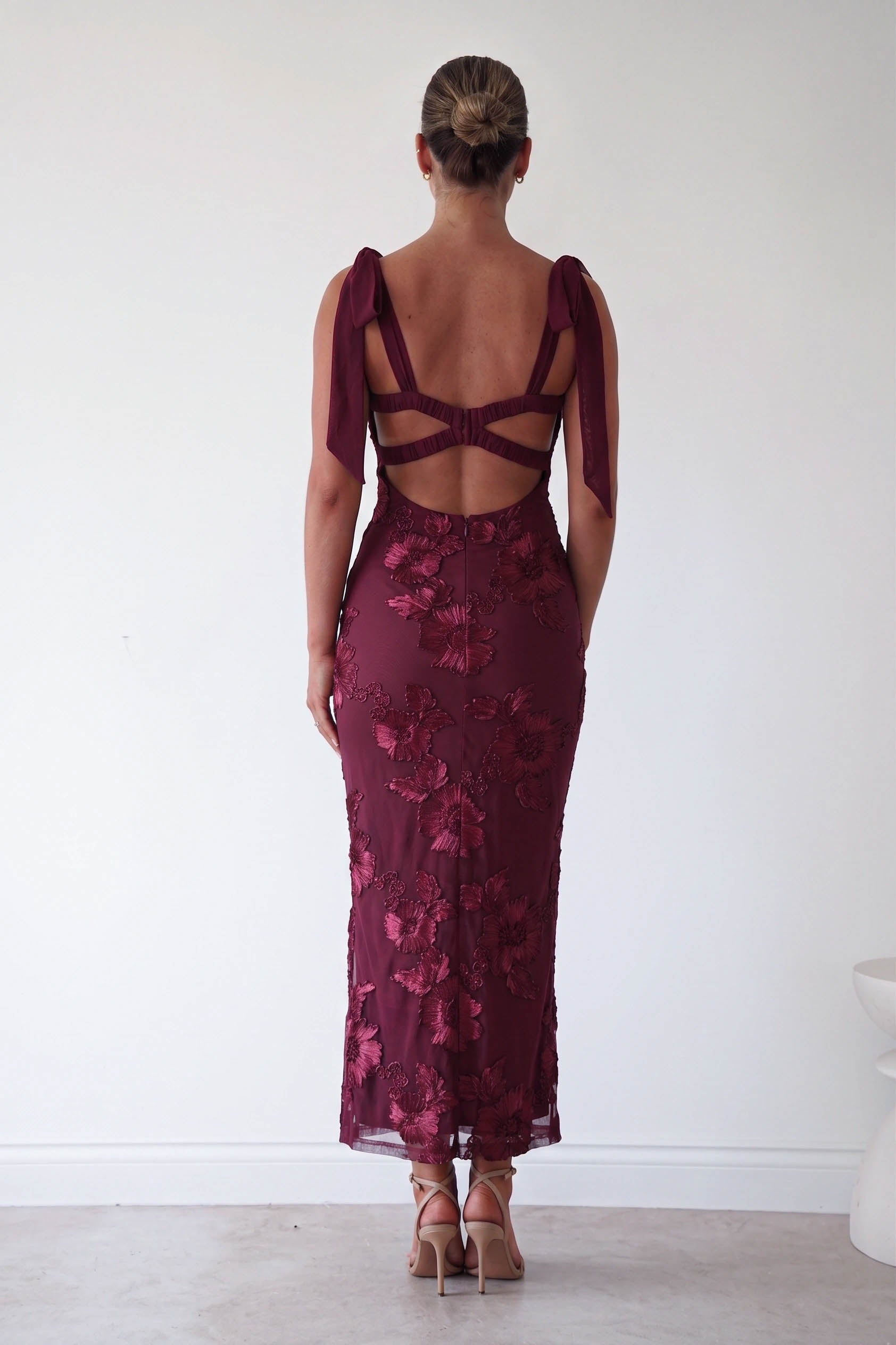 Oh Hello Clothing Women > Clothing > Dresses 1*DONE-Mahalia Floral Appliqué Maxi Dress | WINE
