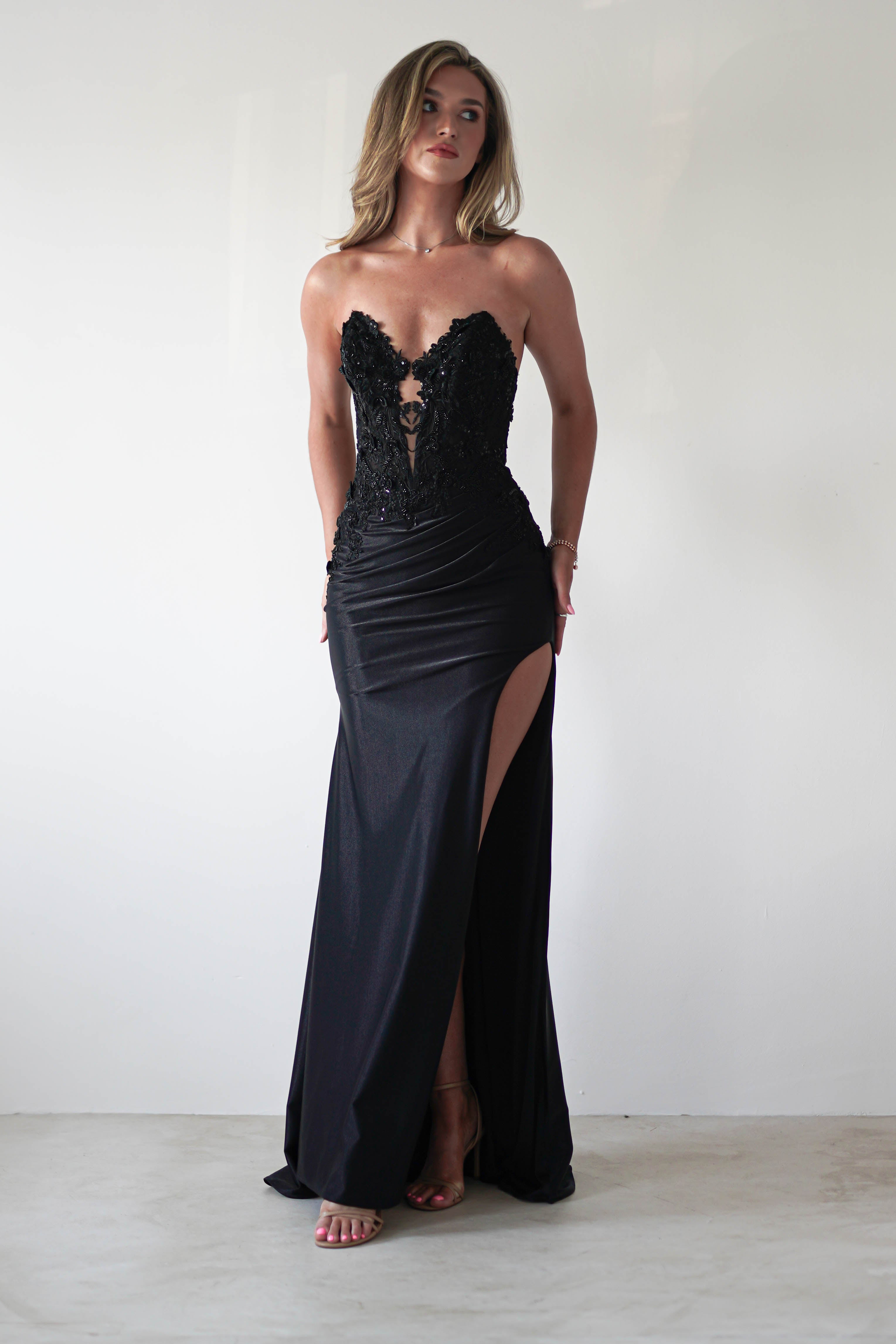 Perla Embellished Gown | Black