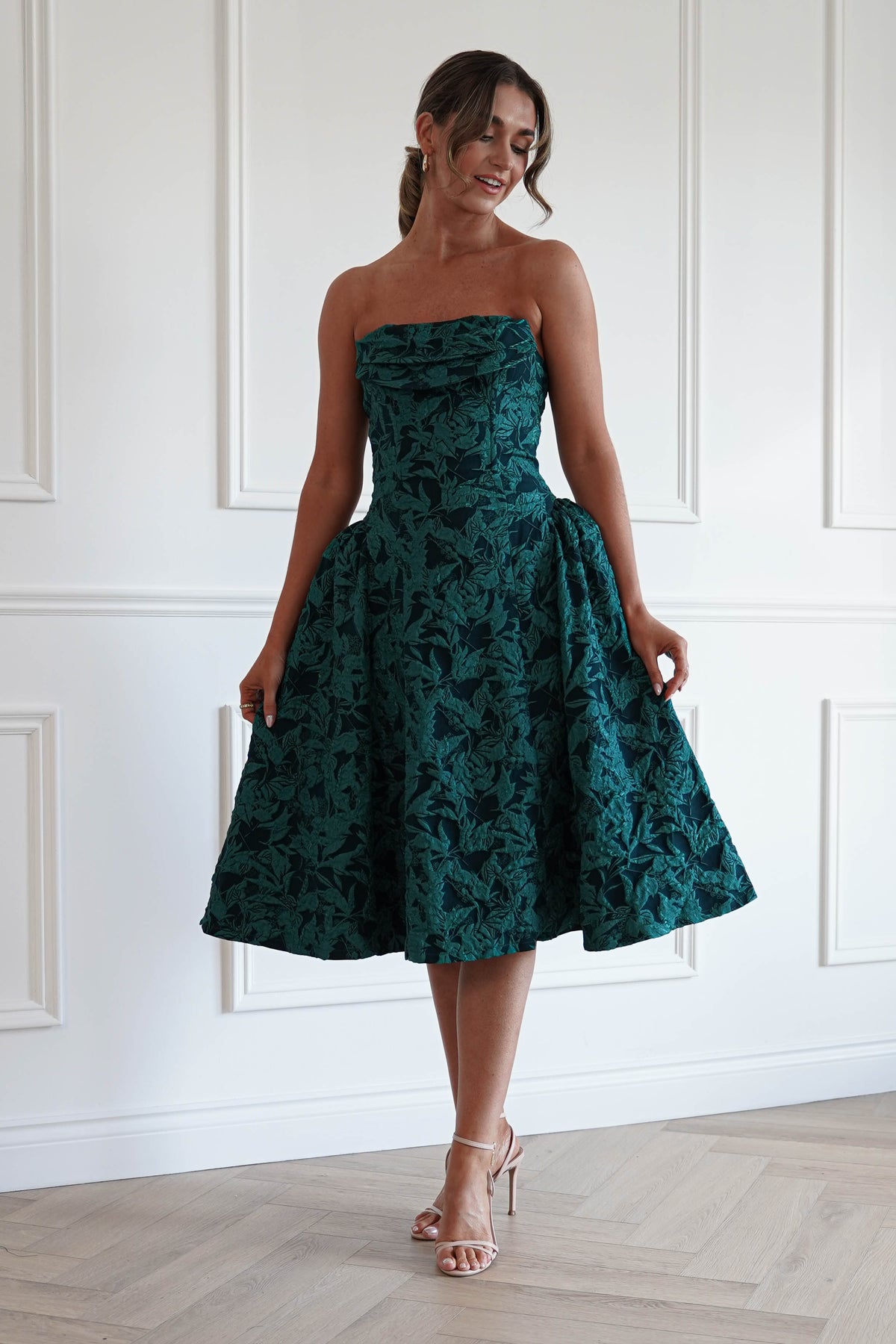 Irina Strapless Jacquard Midi Dress in Hunter Green