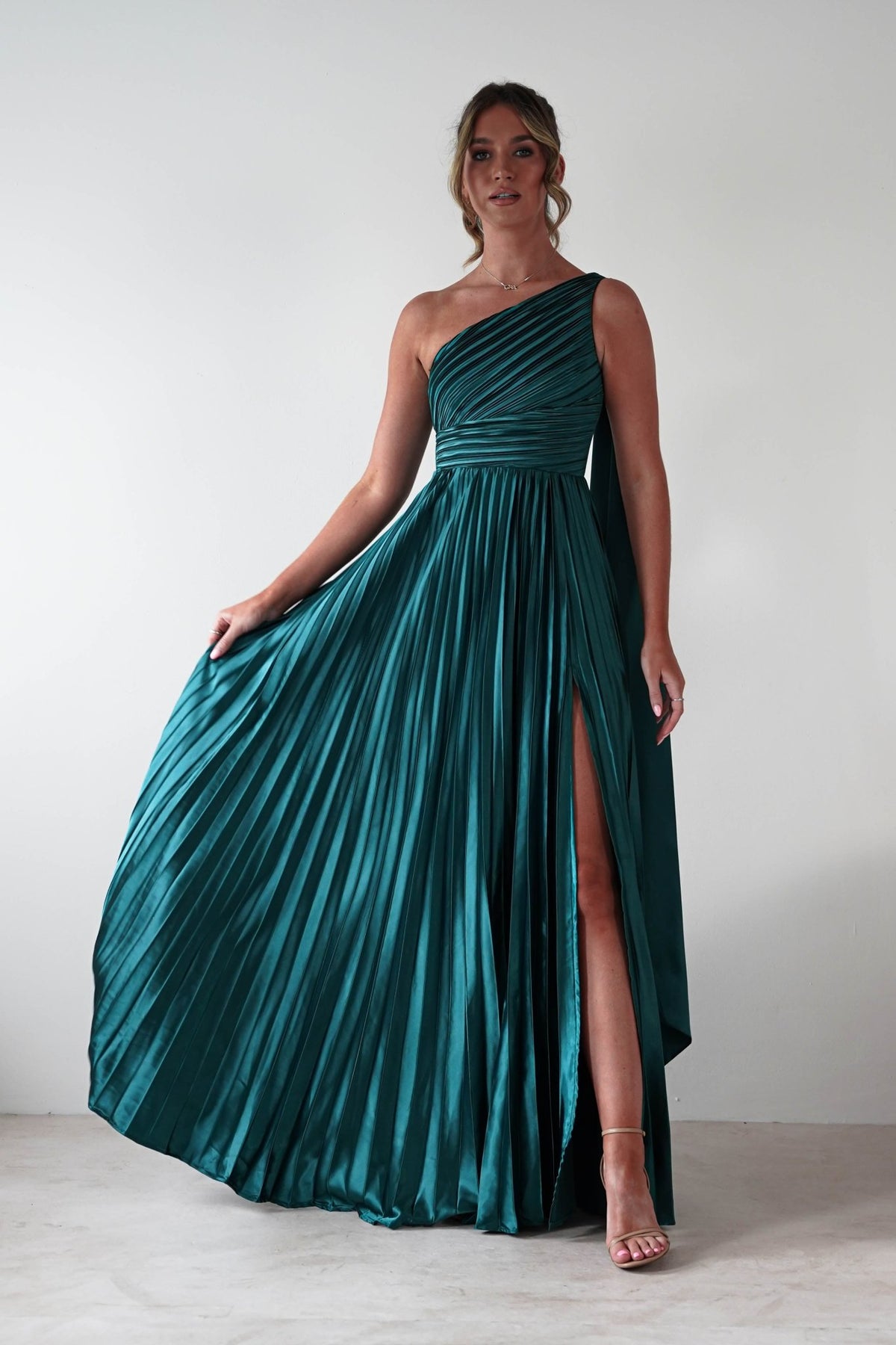 Jianna Peated Maxi Dress | Emerald Green-Oh Hello Clothing