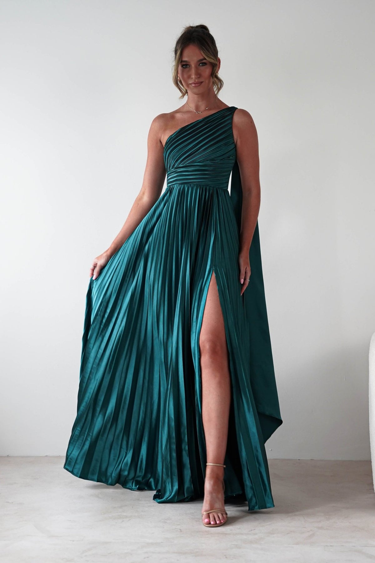 Jianna Peated Maxi Dress | Emerald Green-Oh Hello Clothing