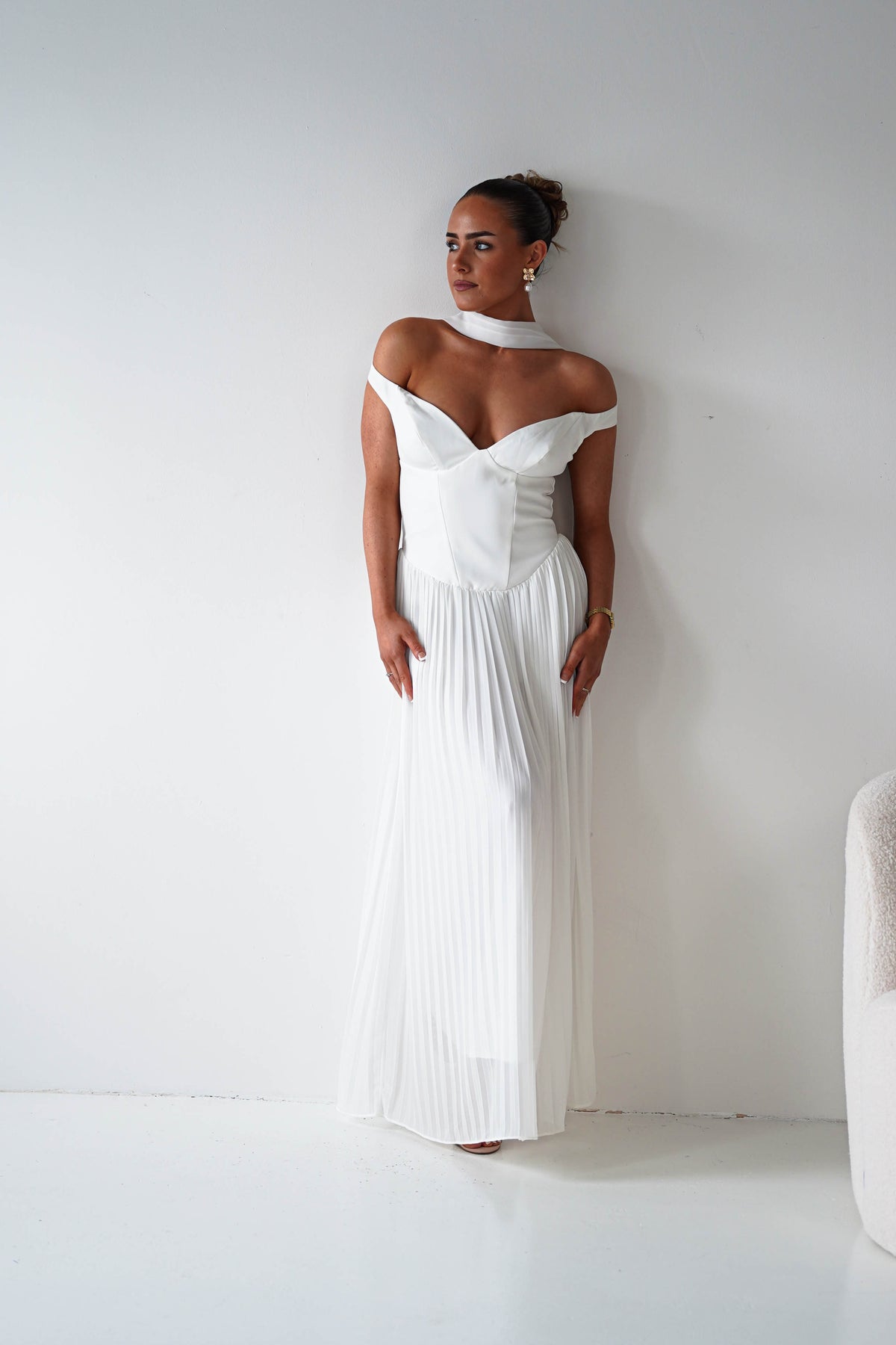 Kelsea Off The Shoulder Pleated Maxi Dress | White-Oh Hello Clothing