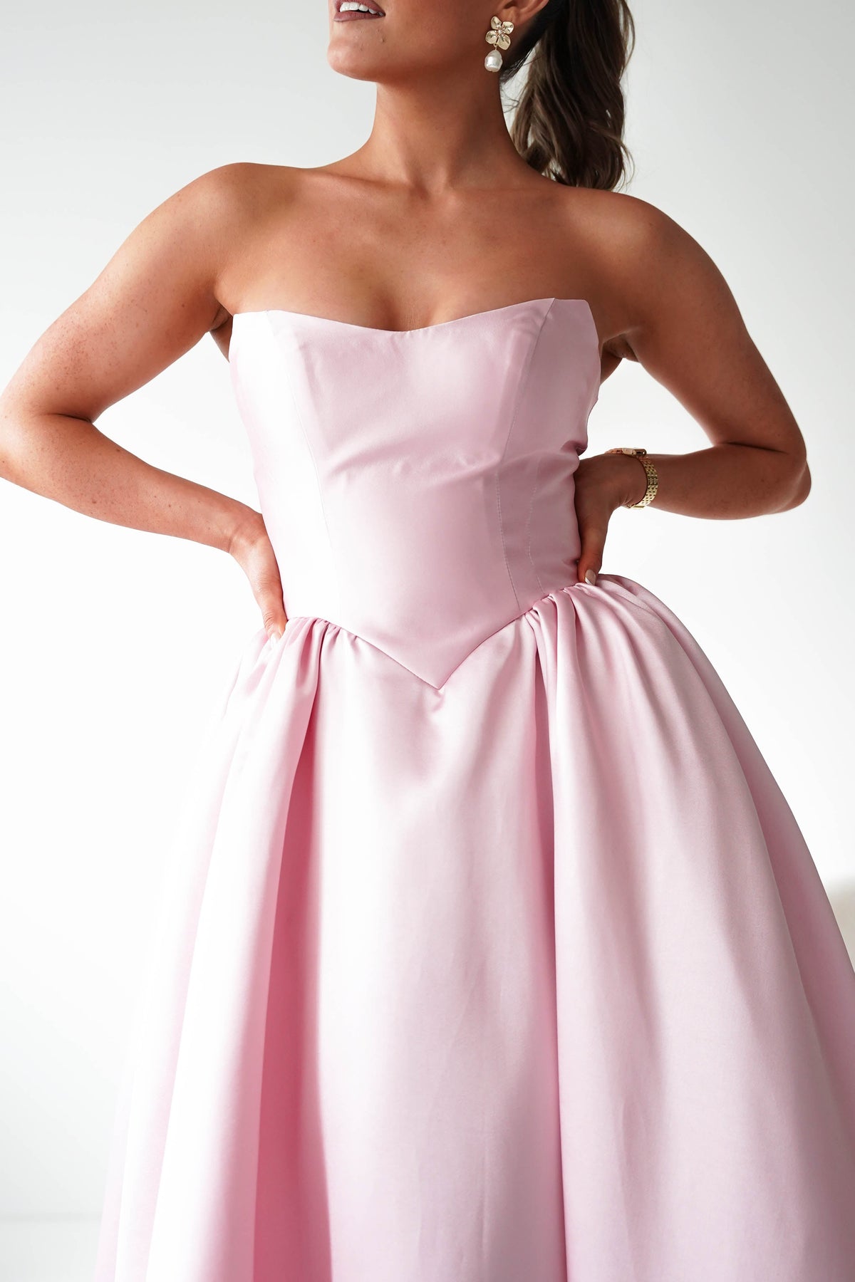 Phoebe Sweetheart Strapless Midi Dress | Pink-Oh Hello Clothing