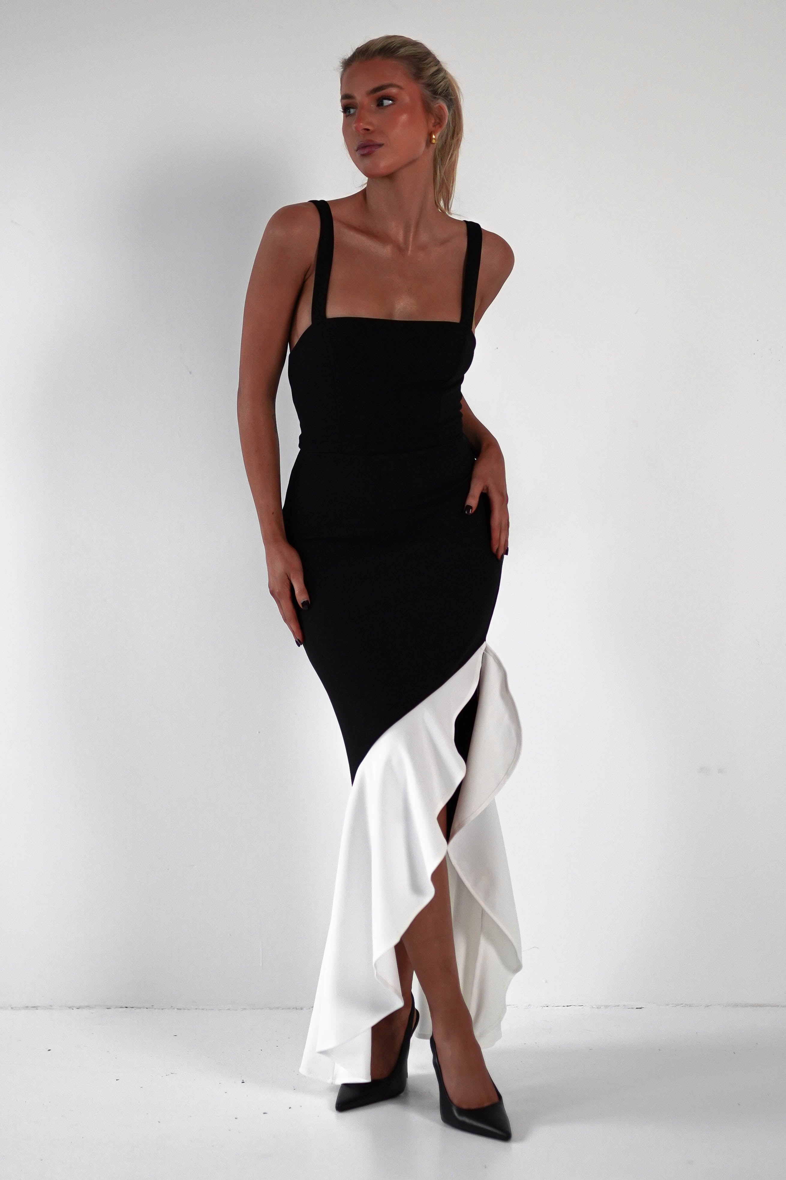 Amelia Contrast Maxi Dress | Black/White | Oh Hello Clothing | XS (6)