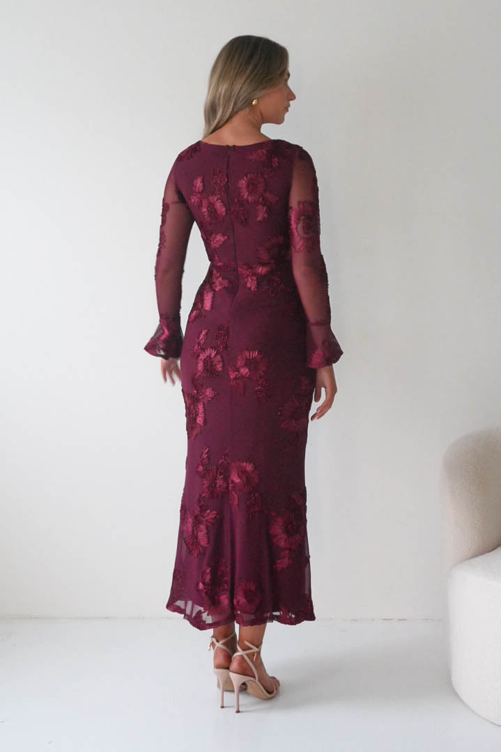 Oh Hello Clothing Dresses Amelita Long Sleeve Textured Maxi Dress | Wine