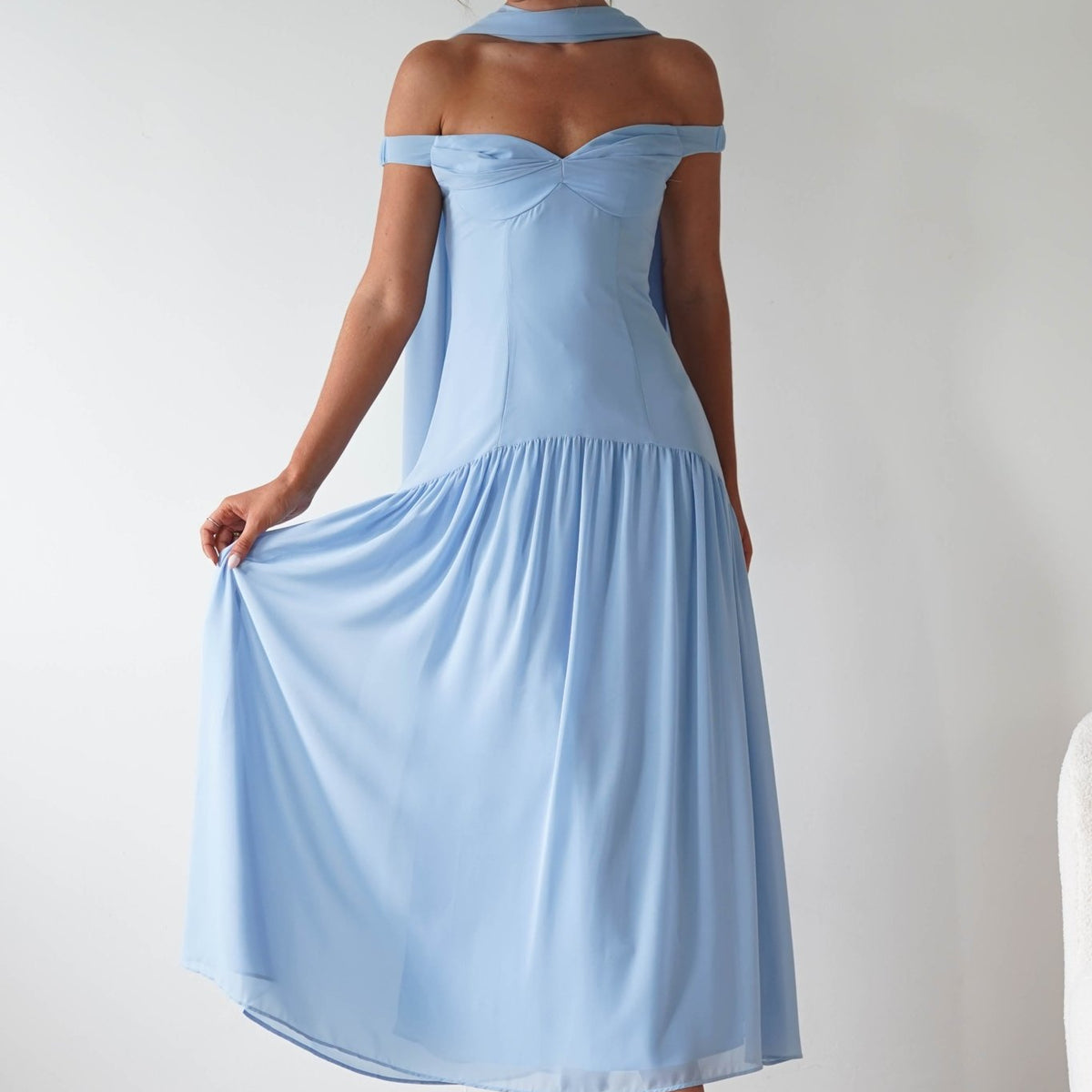 princess polly baby blue dress 3,547 Skating Dress Stock Photos