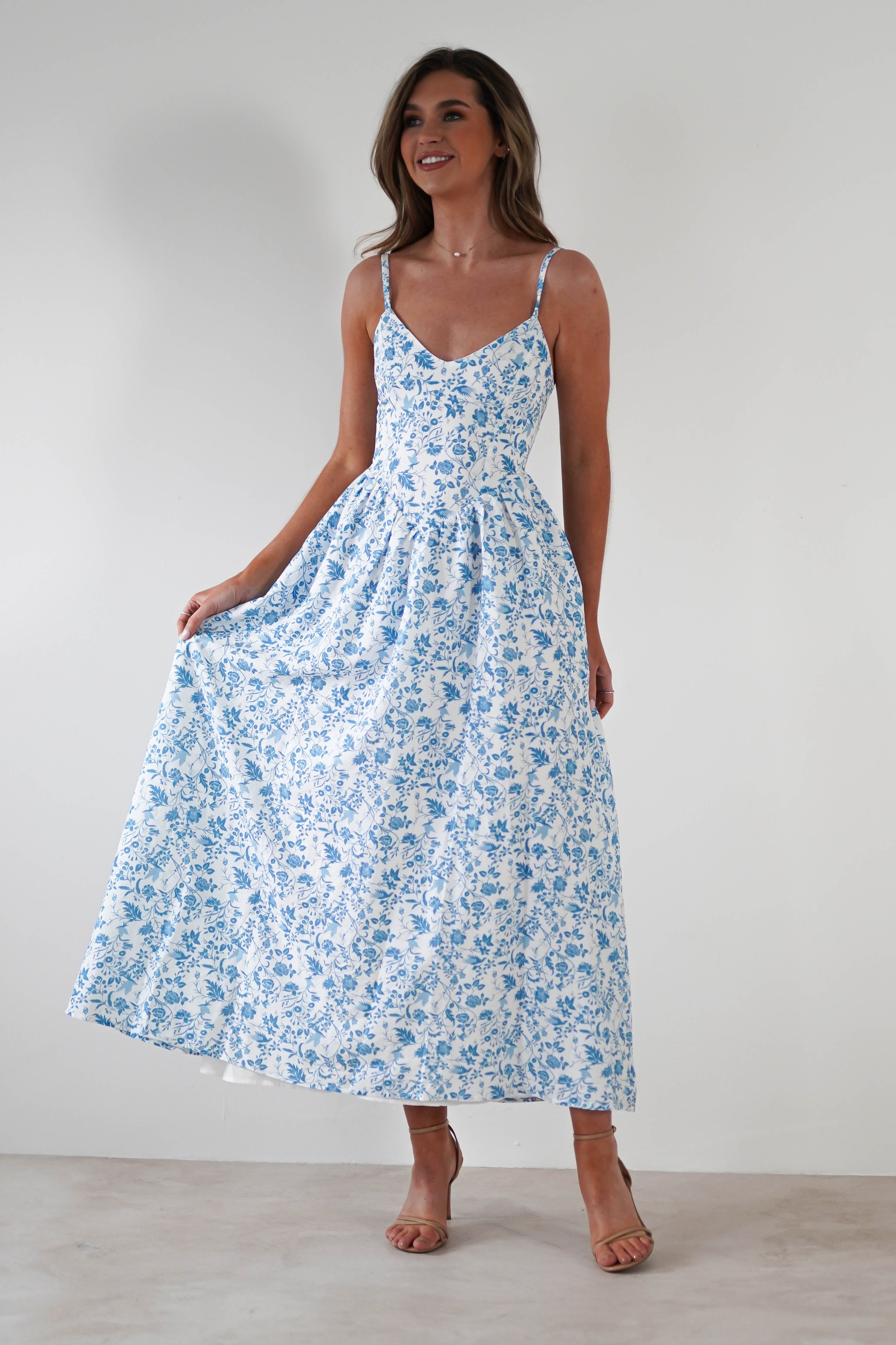 Carolyn Floral Print Maxi Dress | Blue/White | Oh Hello Clothing | XS (6)
