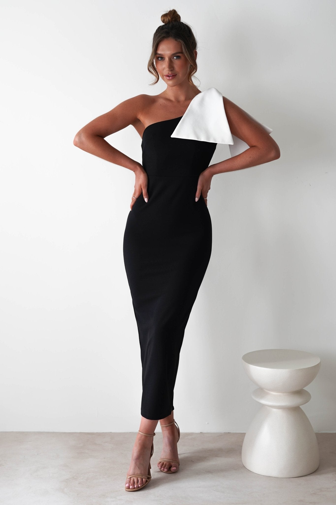 Freyja Bodycon Midi Dress | Black | Oh Hello Clothing | XS (6)