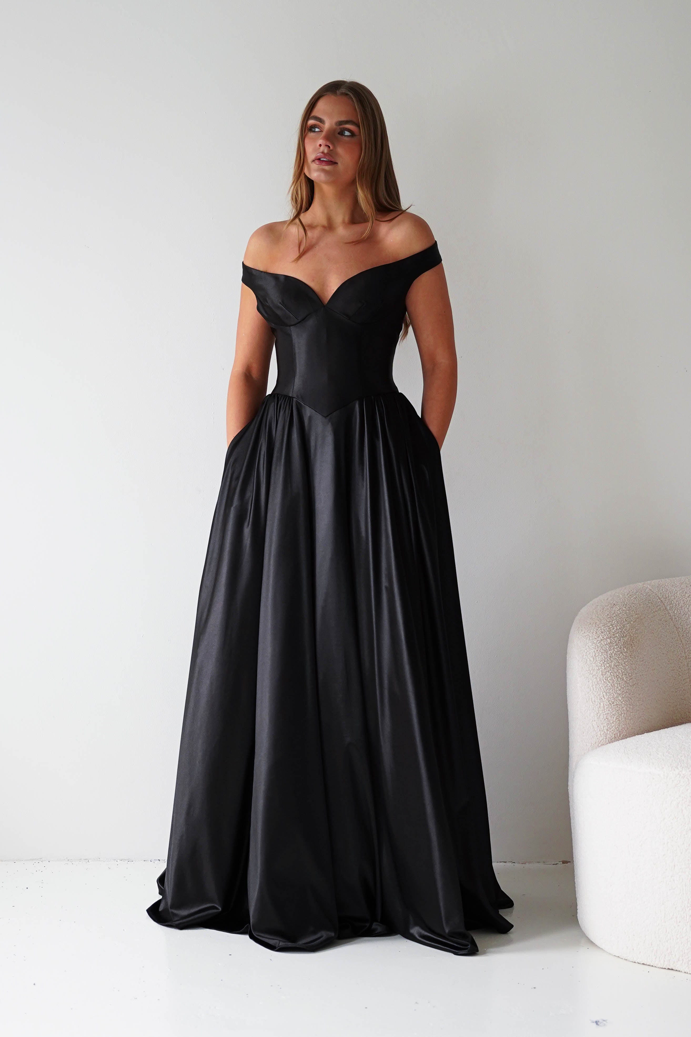 Oh Hello Clothing Dresses > Prom Dresses Irenia Off The Shoulder Structured Maxi Gown | Black