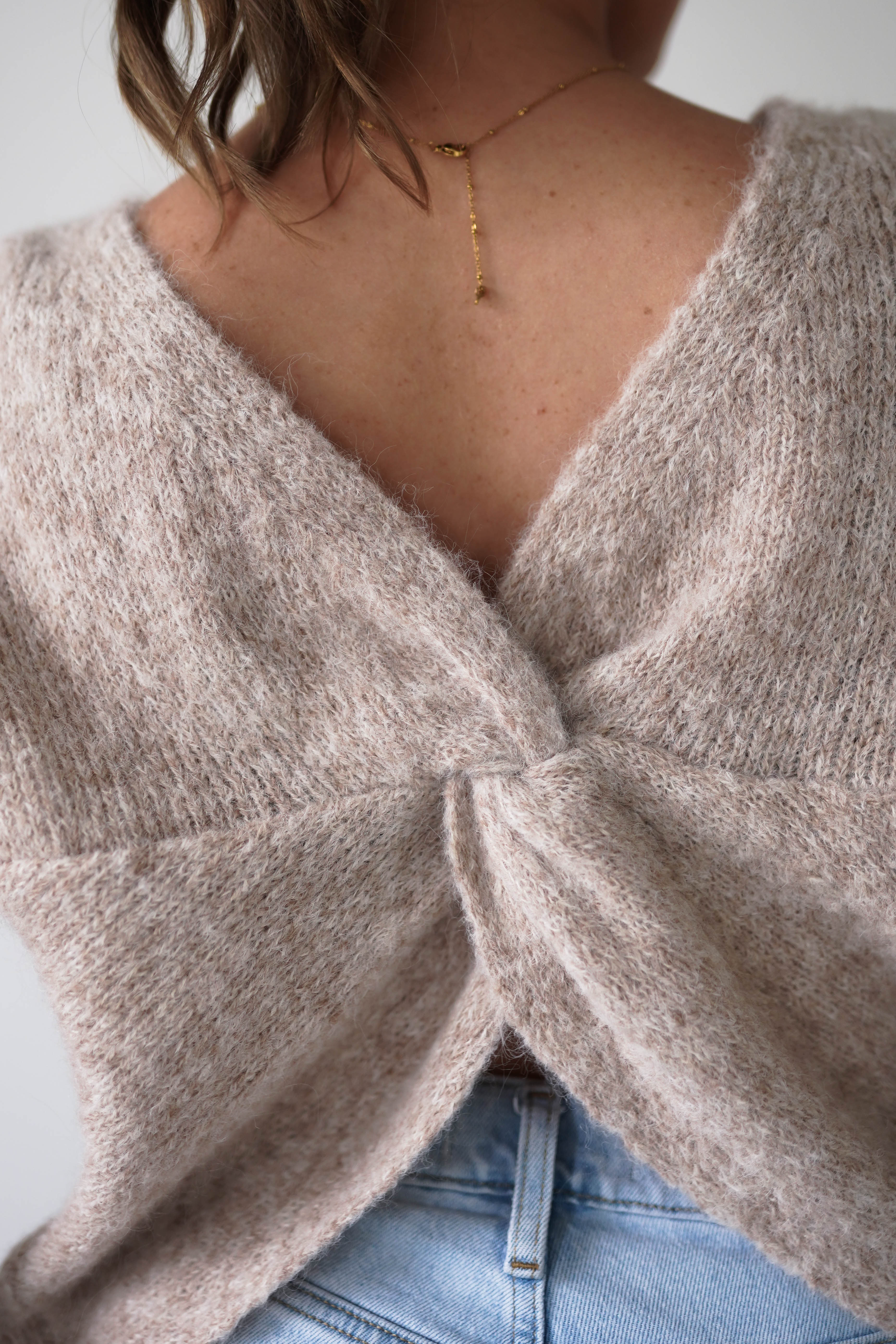 Oh Hello Clothing Women > Clothing > Knitwear ONE SIZE (6/12) Larson Two Way Twist Knit Jumper | Taupe