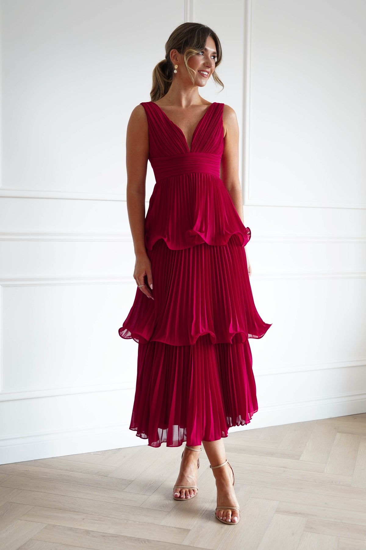 Oh Hello Clothing Women > Clothing > Dresses Marielle Pleated Tiered Midi Dress | Red
