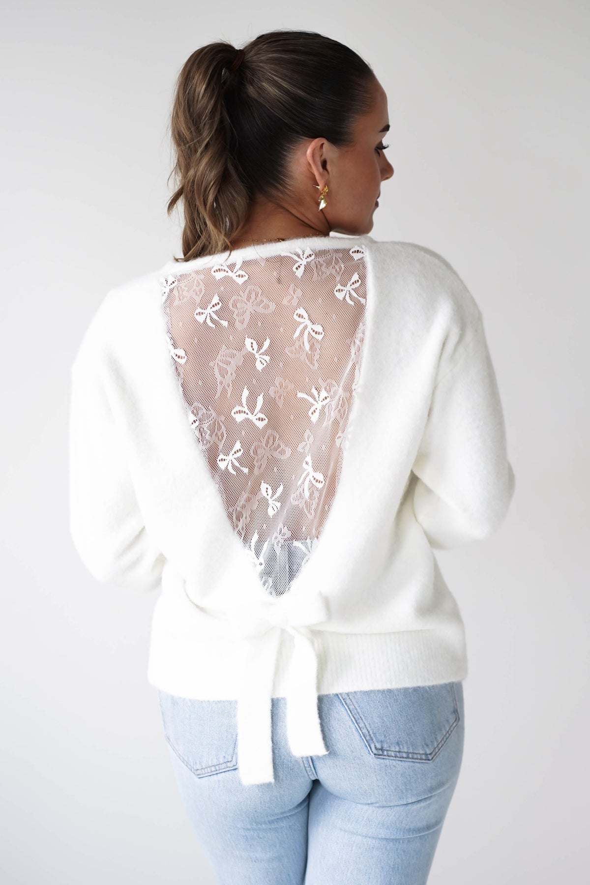 Oh Hello Clothing Women > Clothing > Knitwear ONE SIZE (6/12) 1*DONE- AZAKA-AT9460-White jumper with lace back and bow detail. (Copy)