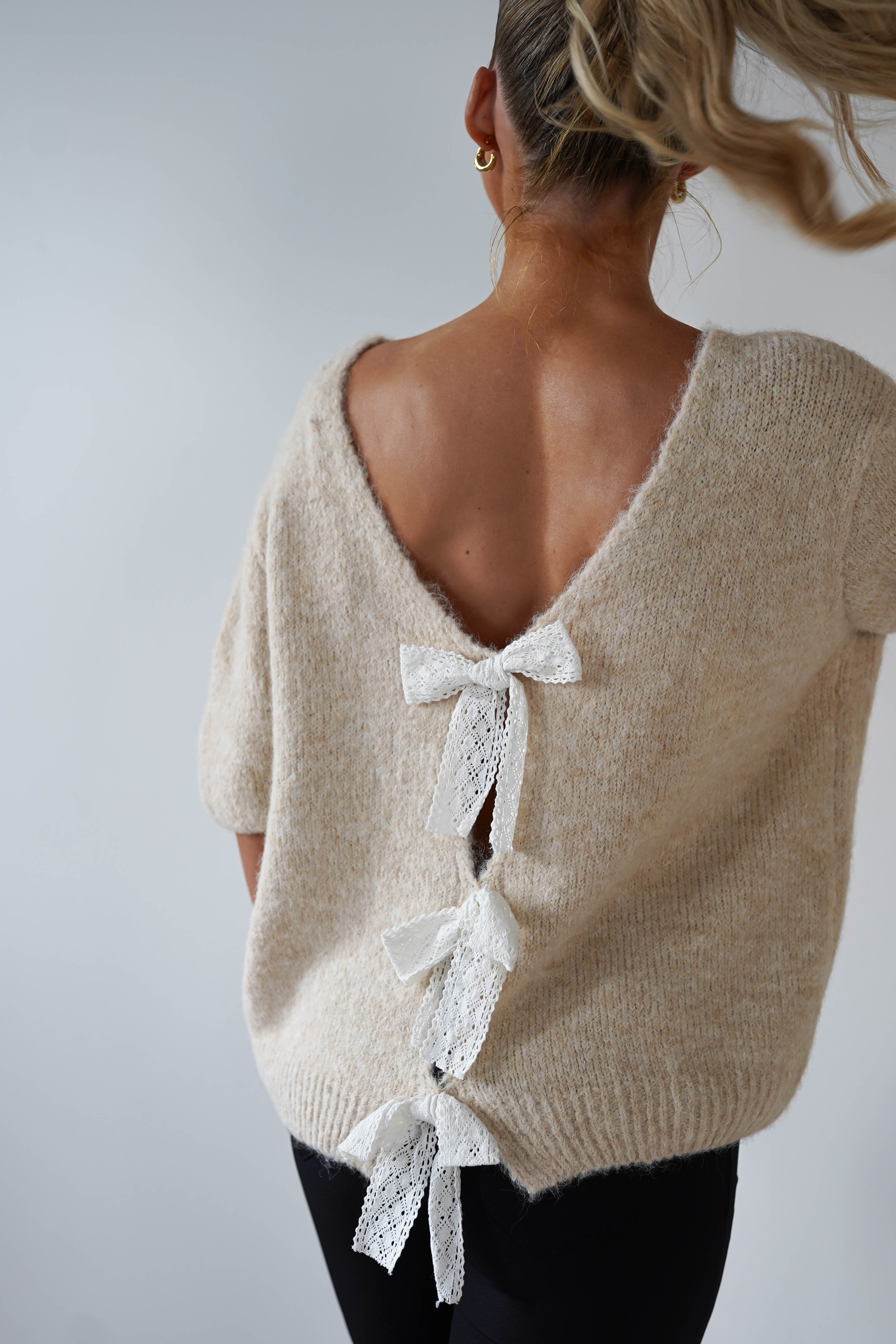 Lila Lace Bow Back Jumper | Cream