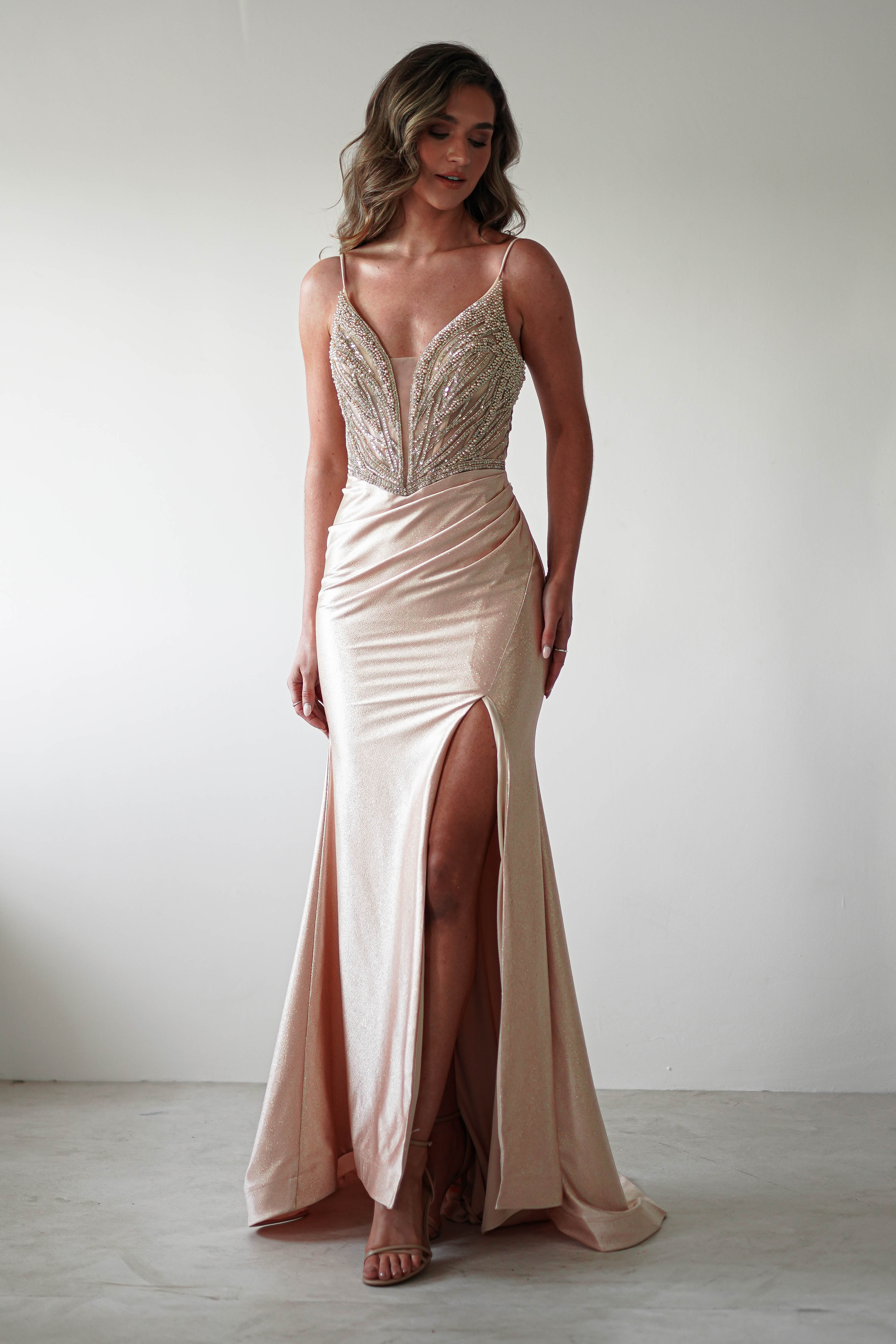 Tiah Glitter Embellished Gown | Gold