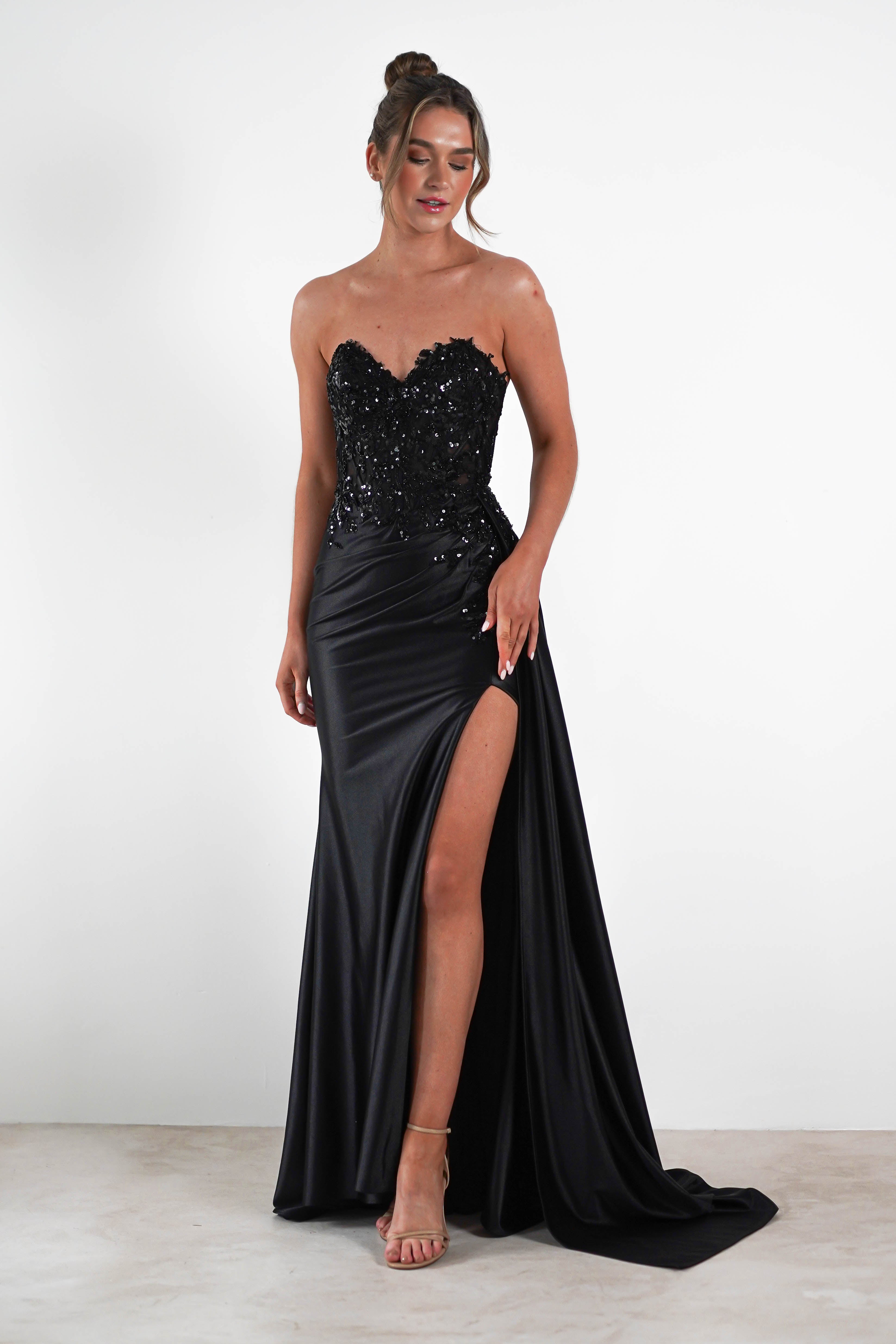 Saraya Bodycon Embellished Gown | Black