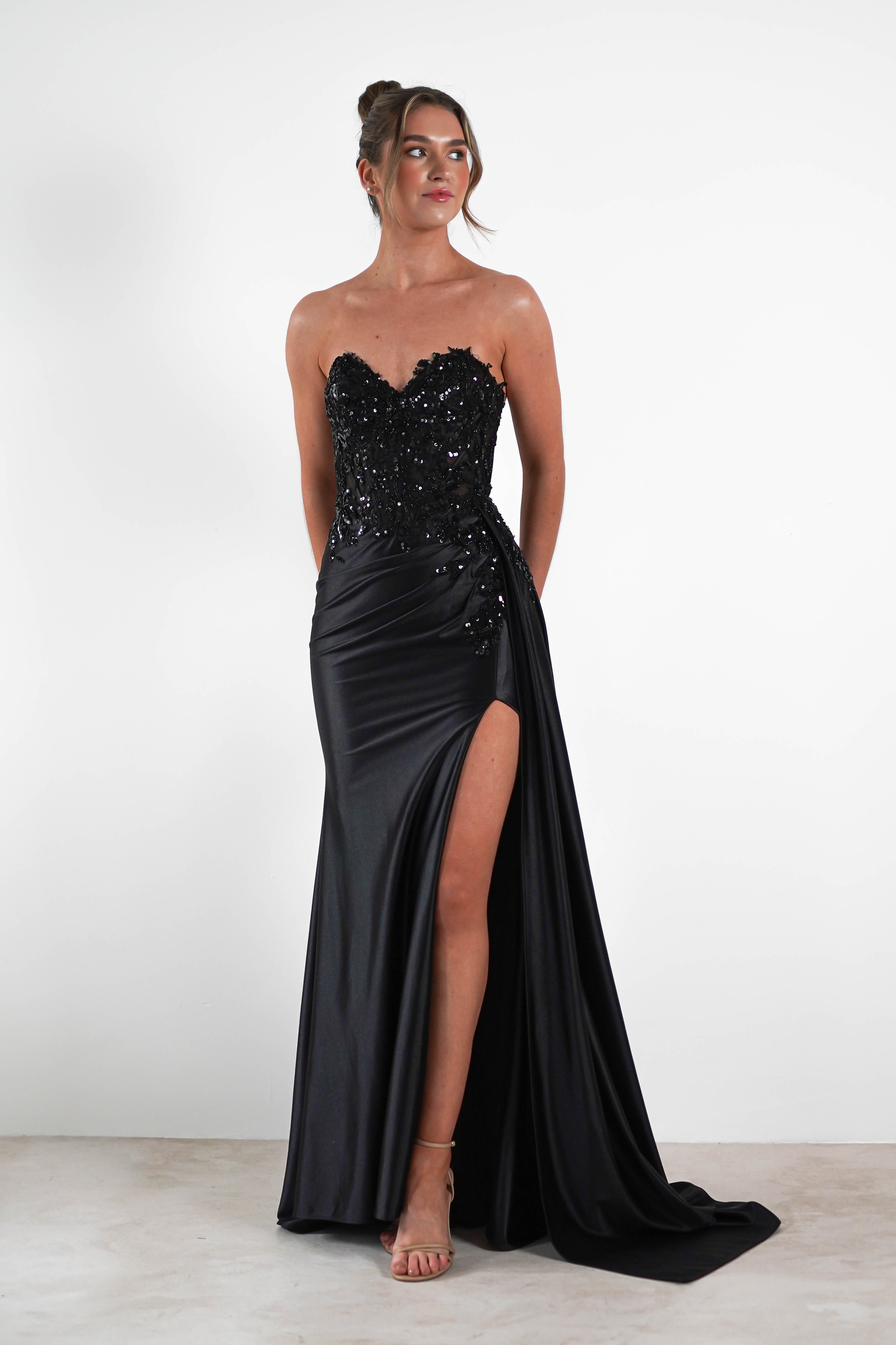 Saraya Bodycon Embellished Gown | Black