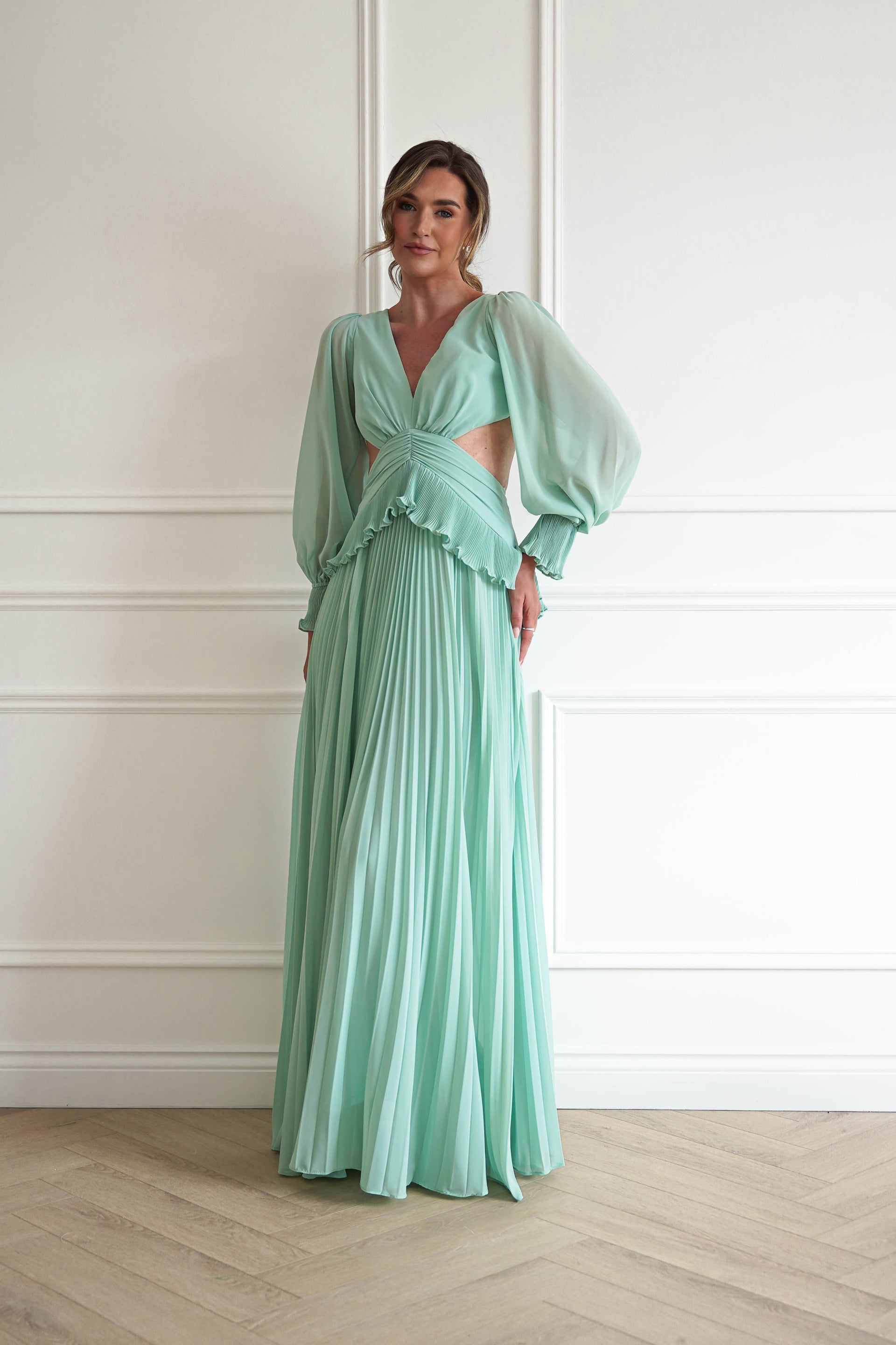 mint green pleated dress Middleton Maxi | Area student's duct tape The waist is defined house Size:EU 42 / EU 42 / US 10.5-11