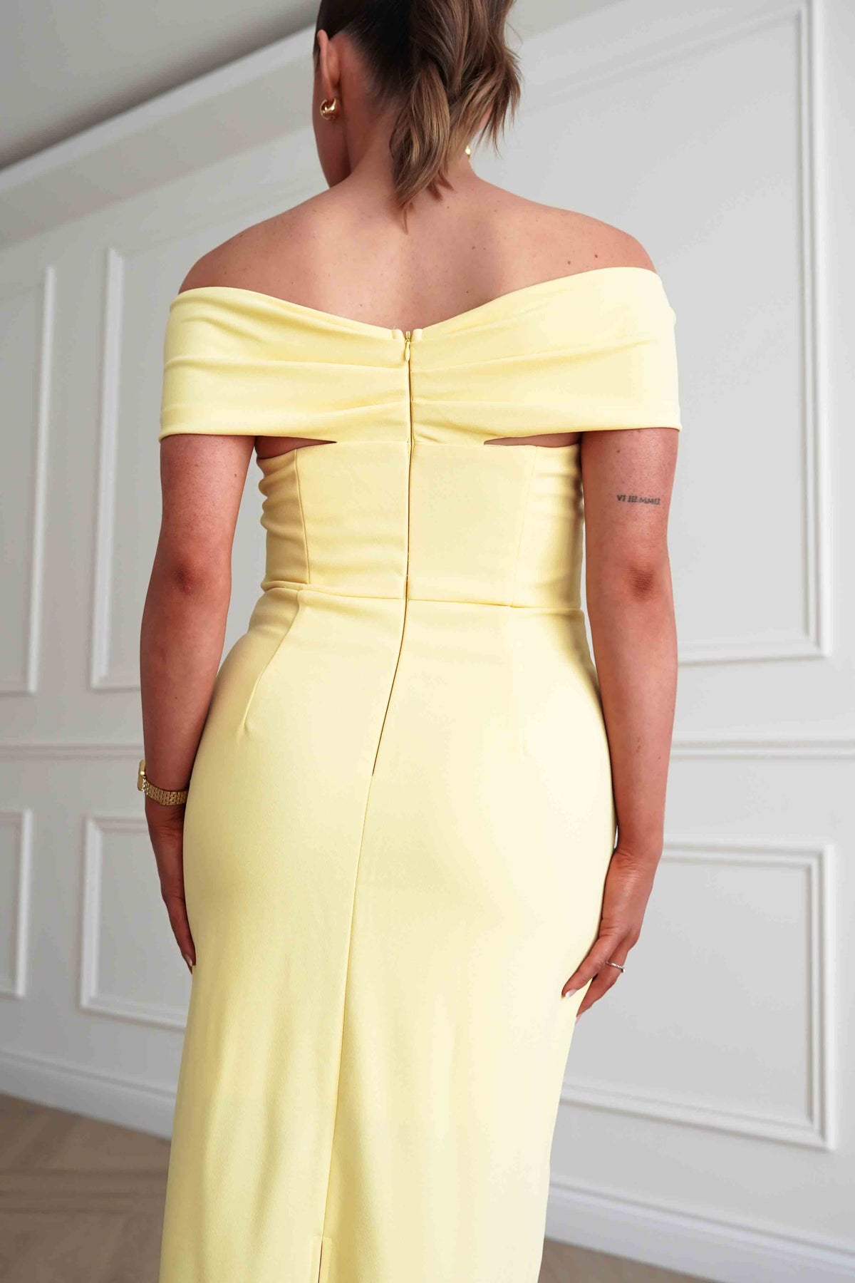 Aimie Off-Shoulder Midi Dress | Yellow-Oh Hello Clothing