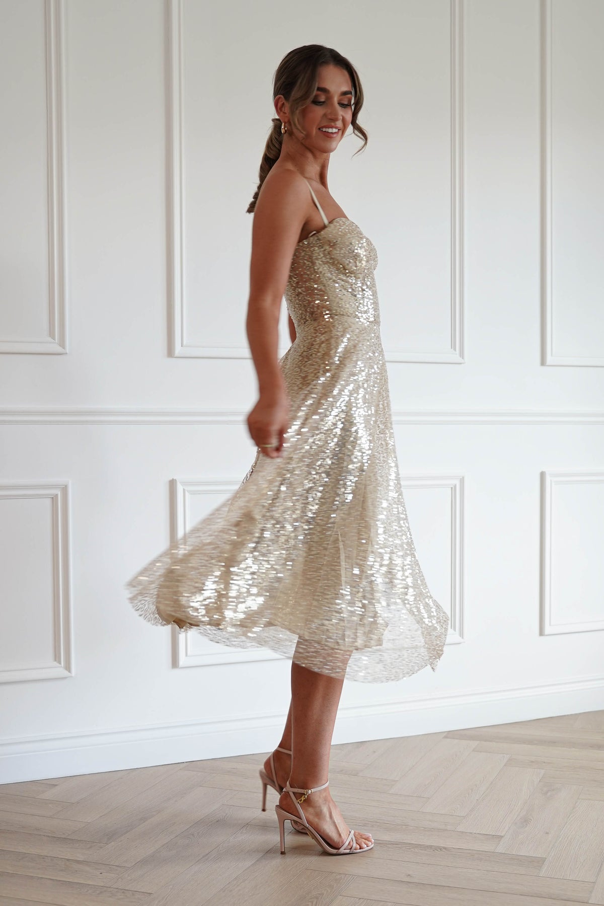 Suzanna Sequin Midi Dress in Gold