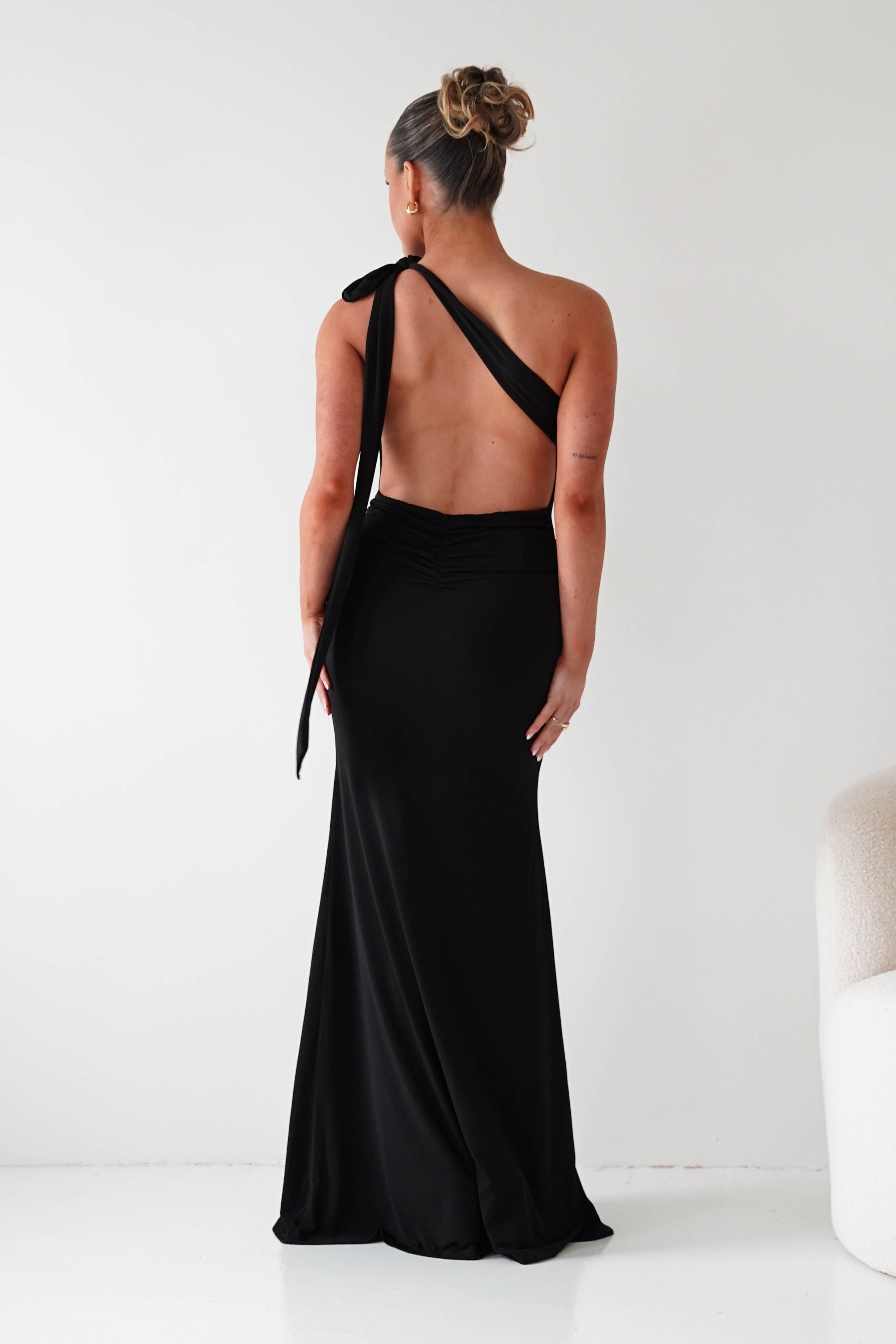 Seraphine Backless Tie Bodycon Maxi Gown | Black