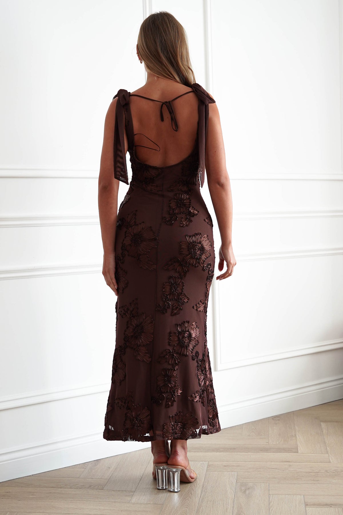 1*DONE-Cyra Floral Applikations-Maxikleid | Neue Farbe - Braun (Kopie)