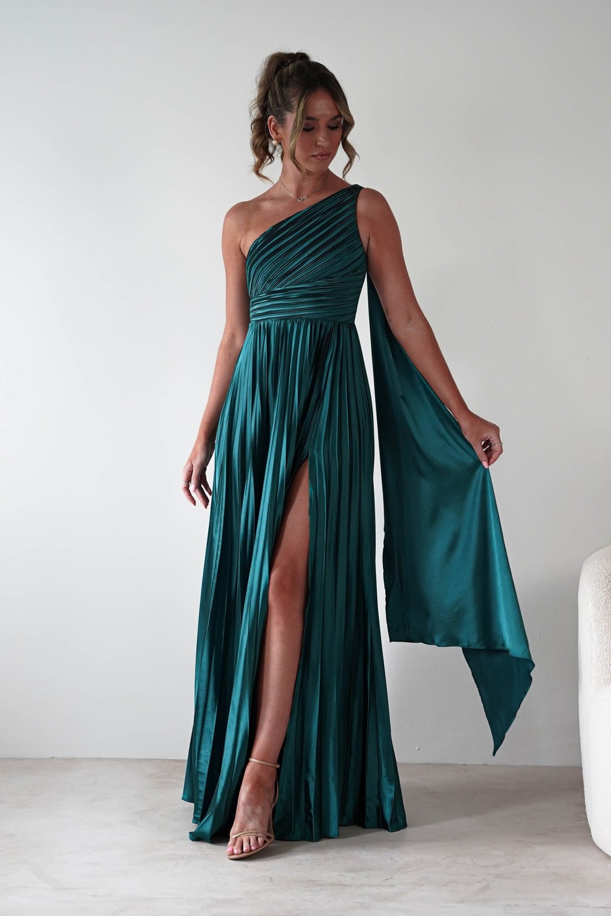 Jianna Peated Maxi Dress | Emerald Green-Oh Hello Clothing