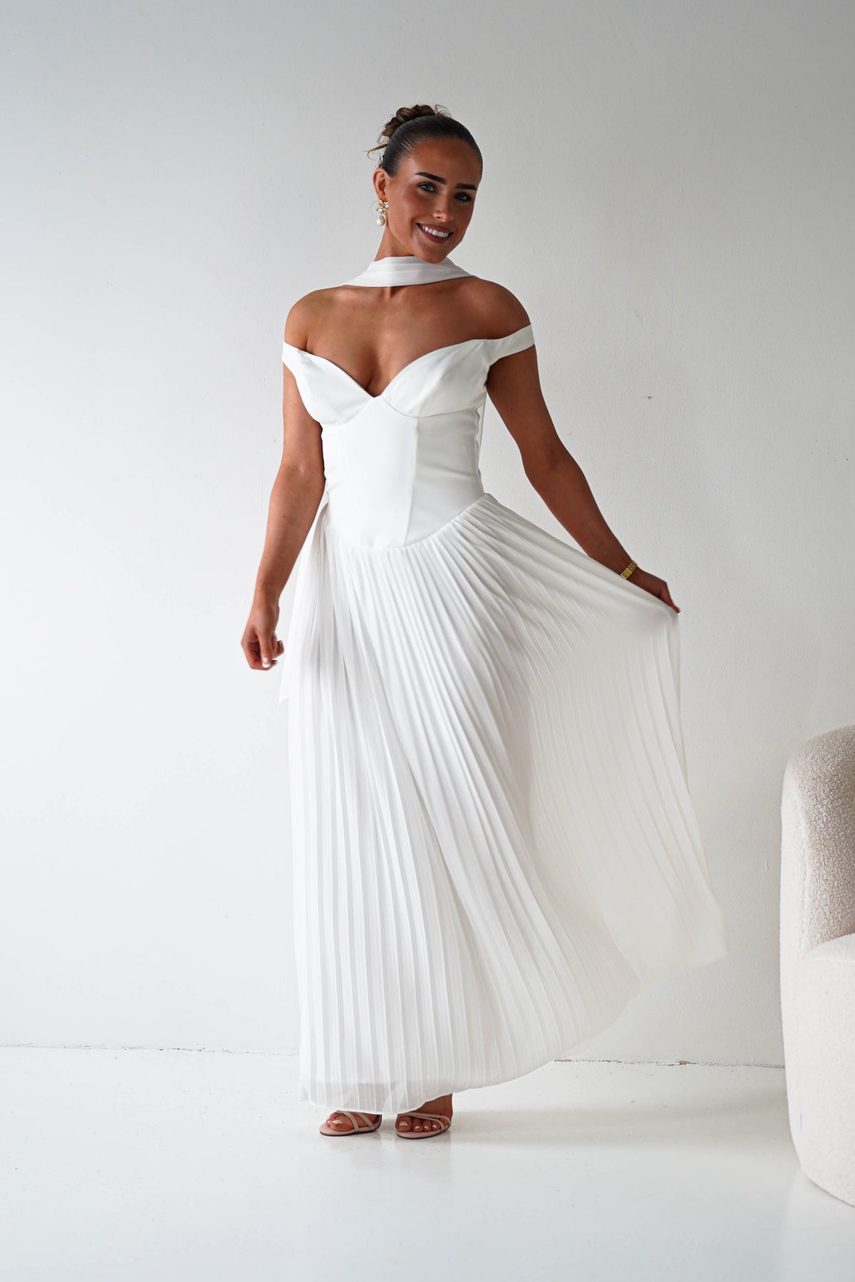 Kelsea Off The Shoulder Pleated Maxi Dress | White-Oh Hello Clothing
