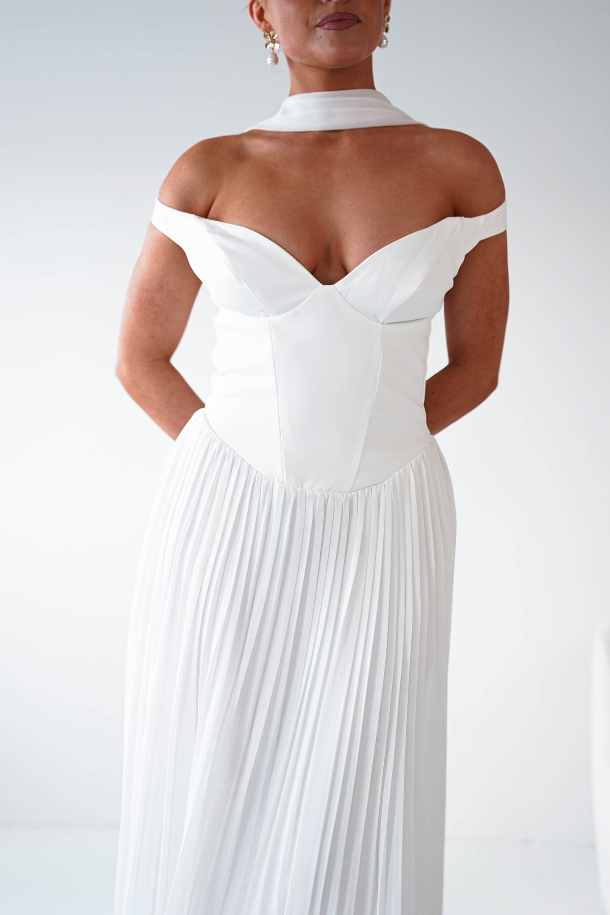 Kelsea Off The Shoulder Pleated Maxi Dress | White-Oh Hello Clothing