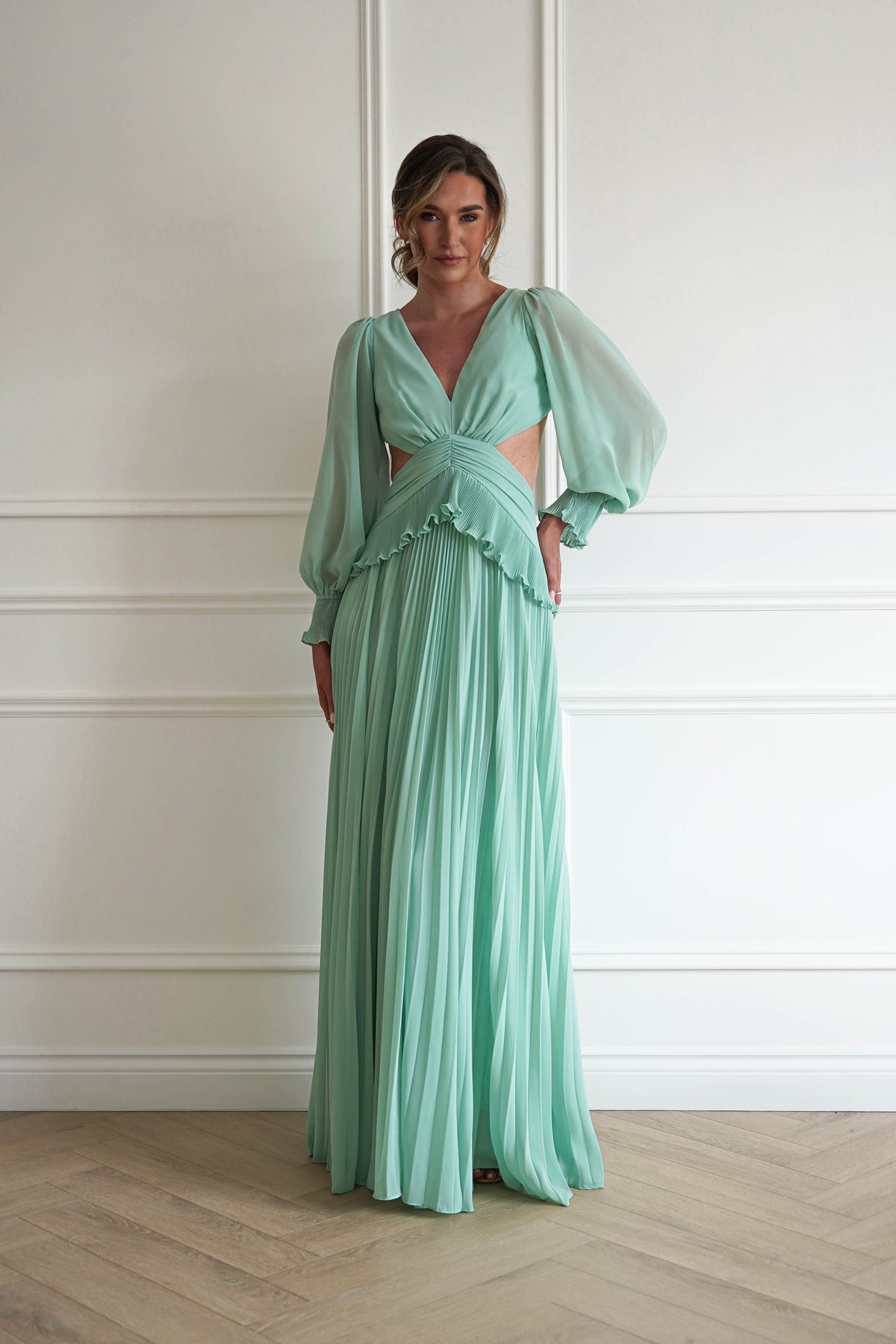 Middleton Pleated Maxi Dress | Mint-Oh Hello Clothing
