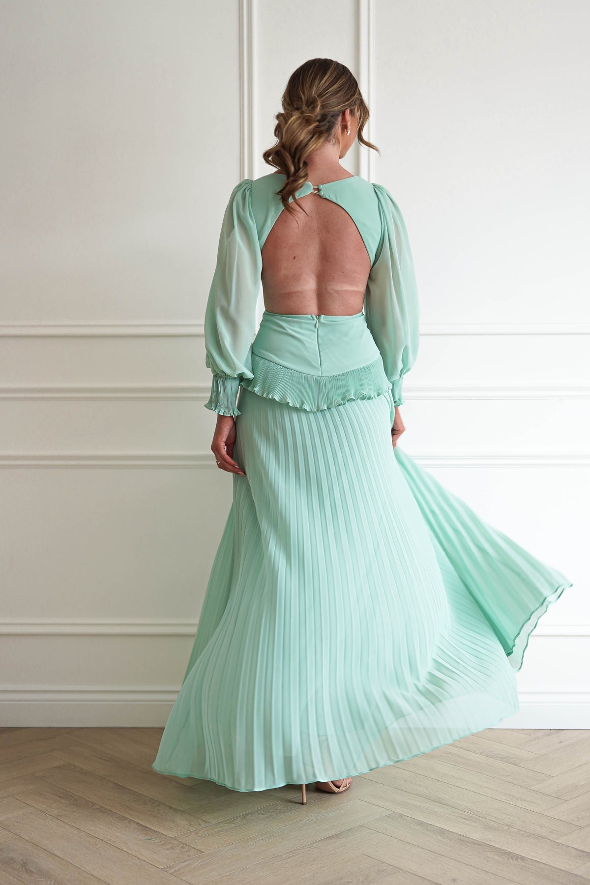 Middleton Pleated Maxi Dress | Mint-Oh Hello Clothing