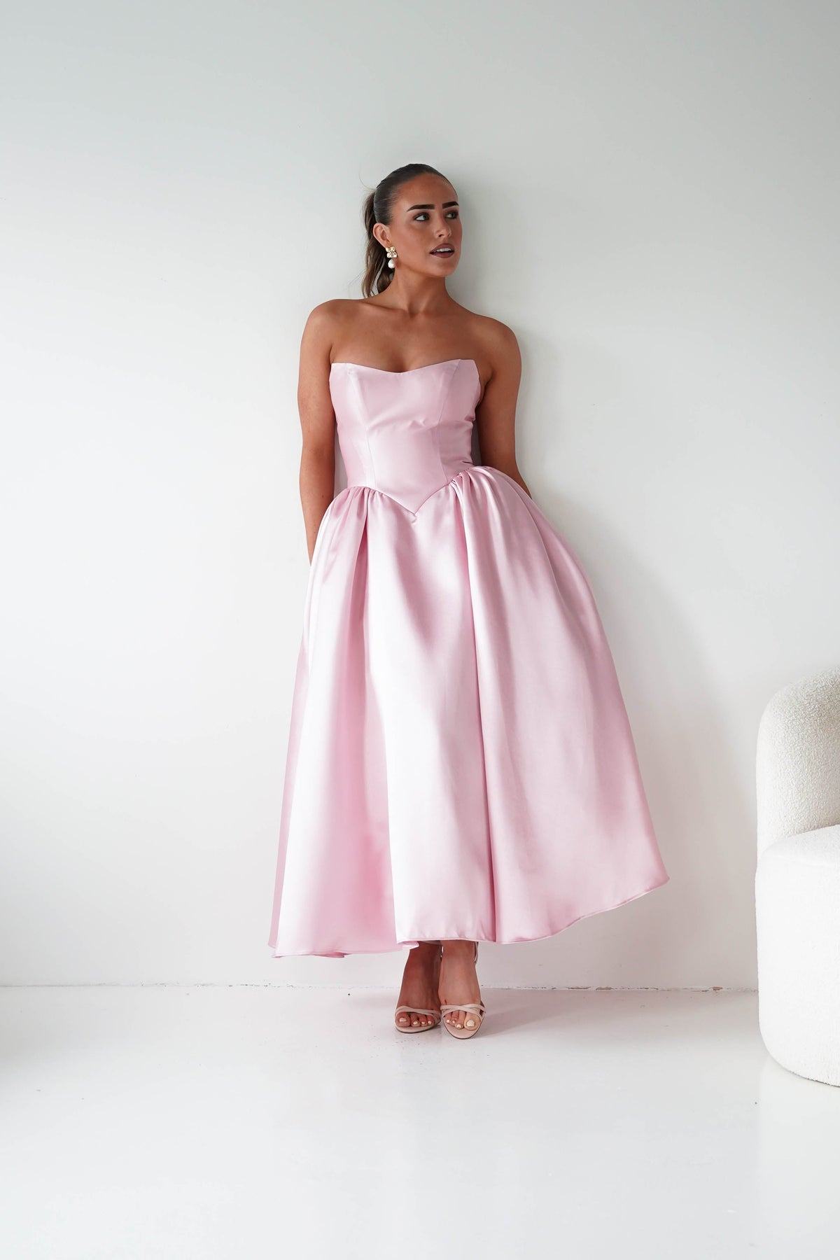 Phoebe Sweetheart Strapless Midi Dress | Pink-Oh Hello Clothing