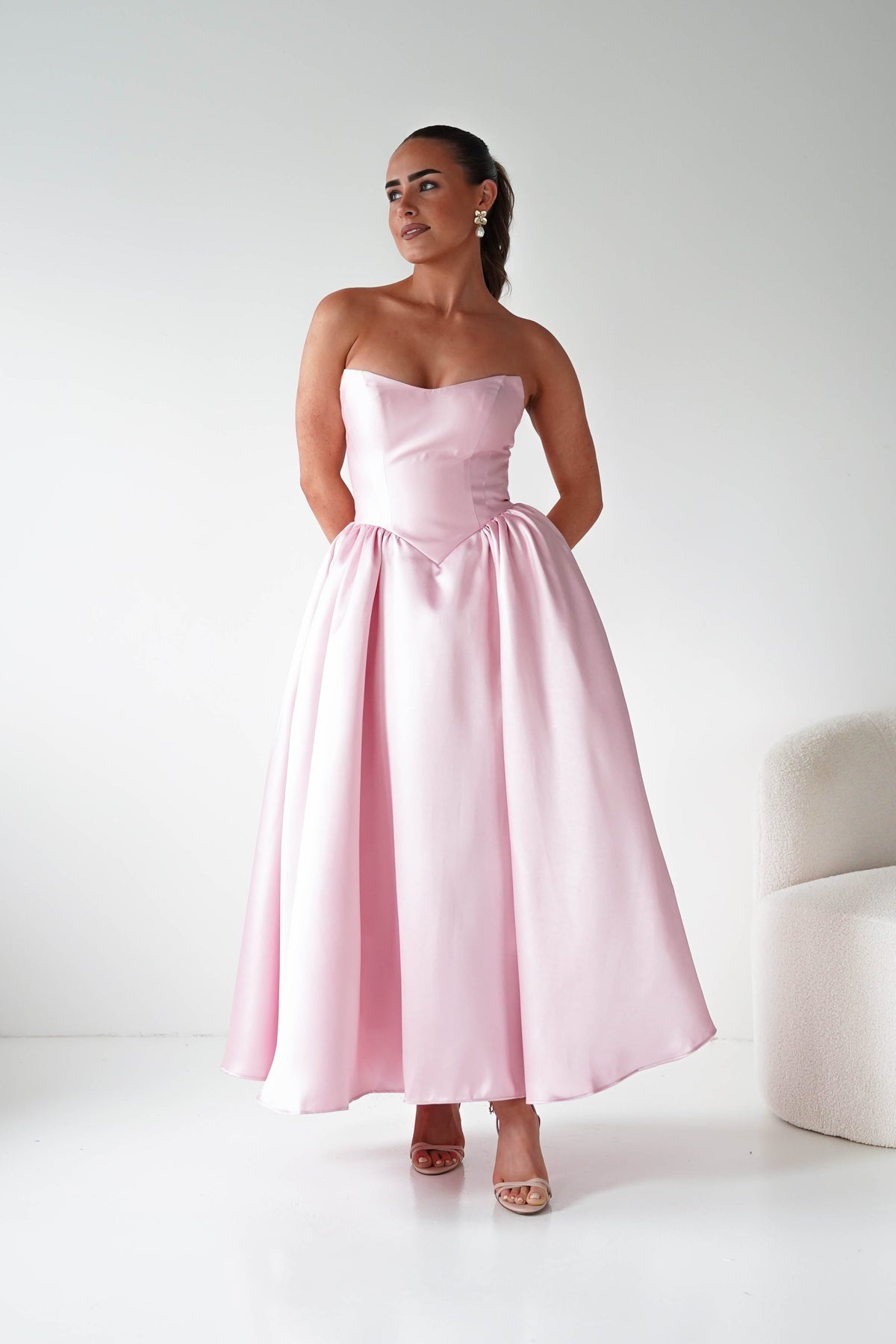 Phoebe Sweetheart Strapless Midi Dress | Pink-Oh Hello Clothing