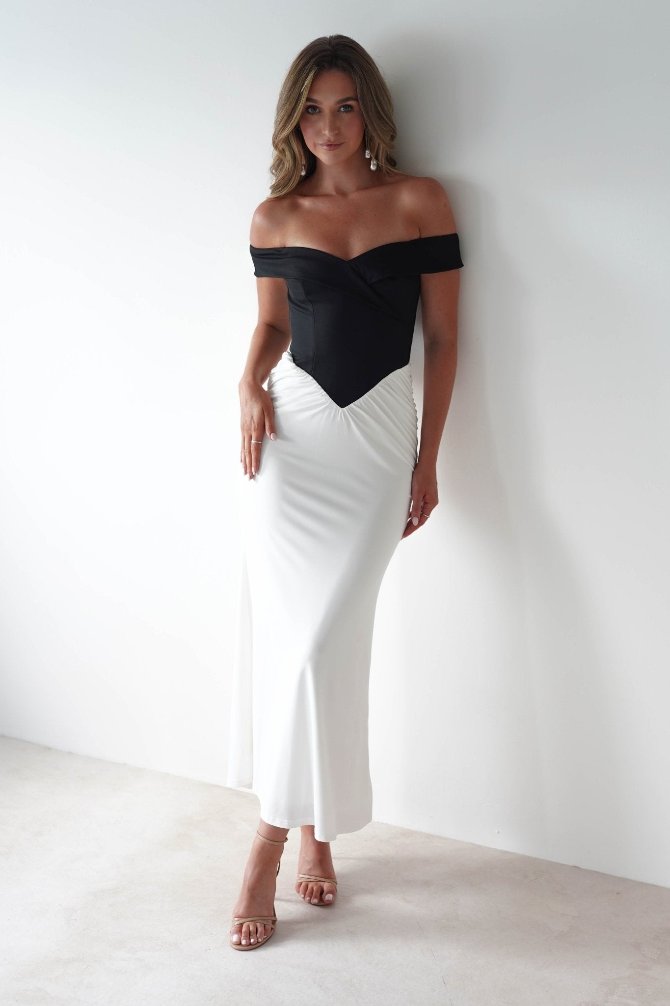 Abellina Bodycon Mixi Dress | White/Black | Oh Hello Clothing | XS (6)