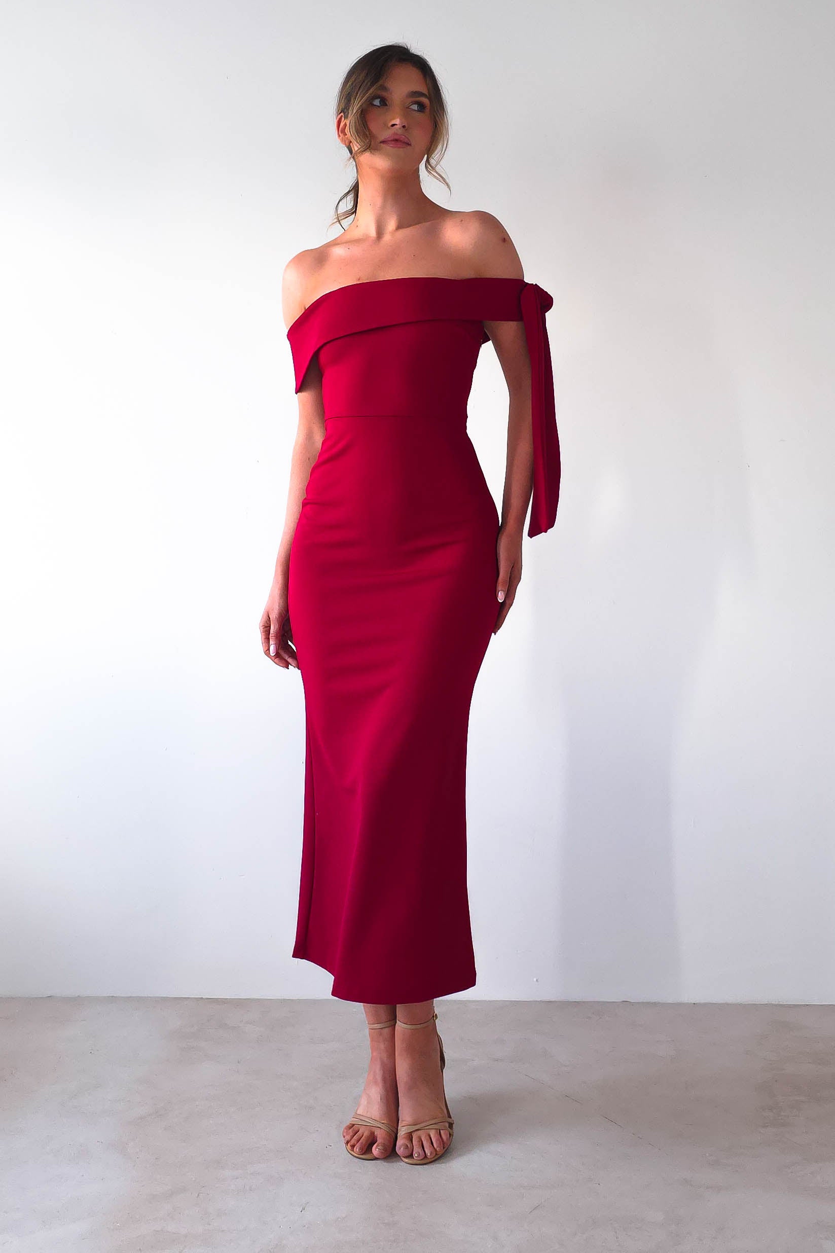 Amalthea Off the Shoulder Midaxi | Dark Red