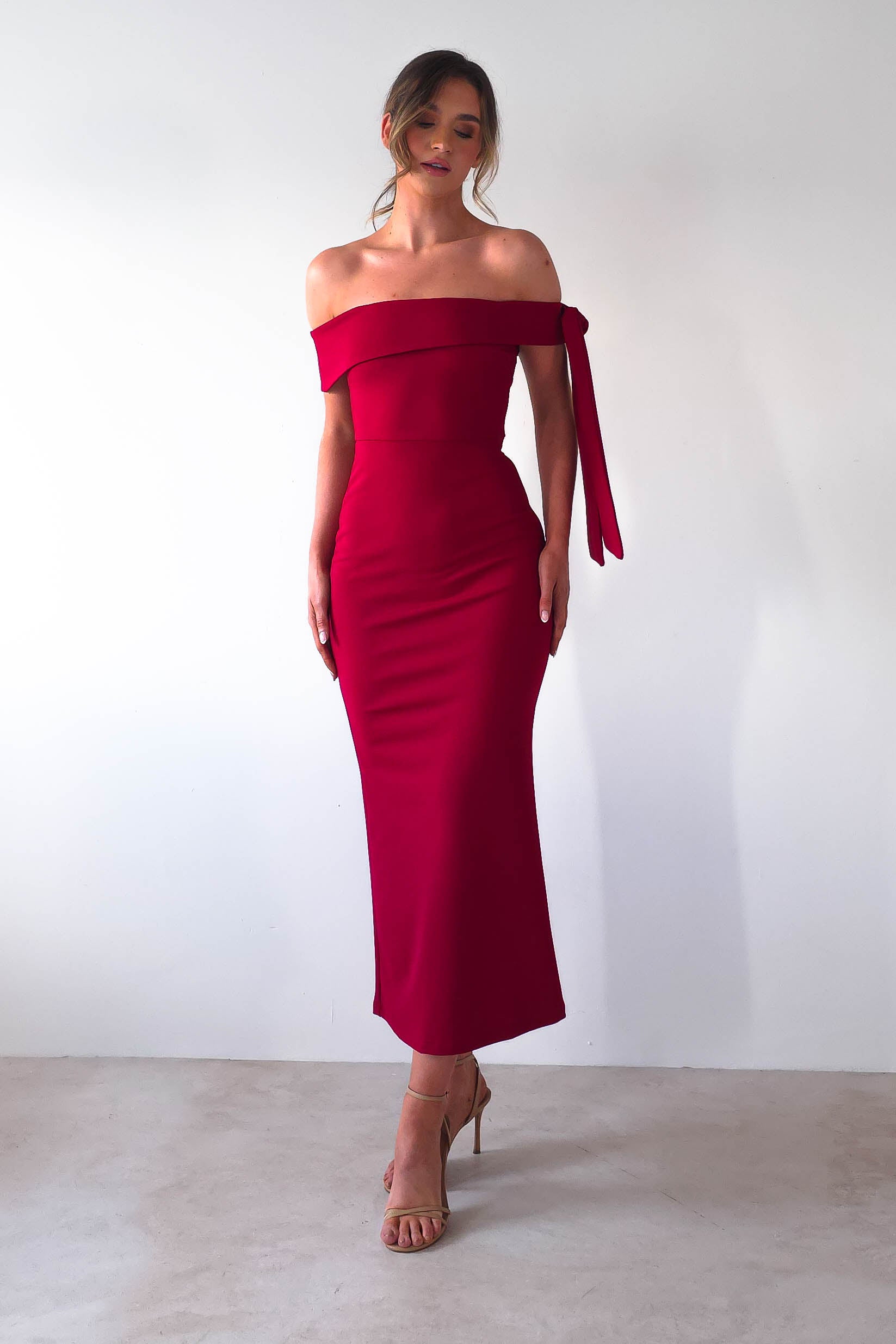 Amalthea Off the Shoulder Midaxi | Dark Red