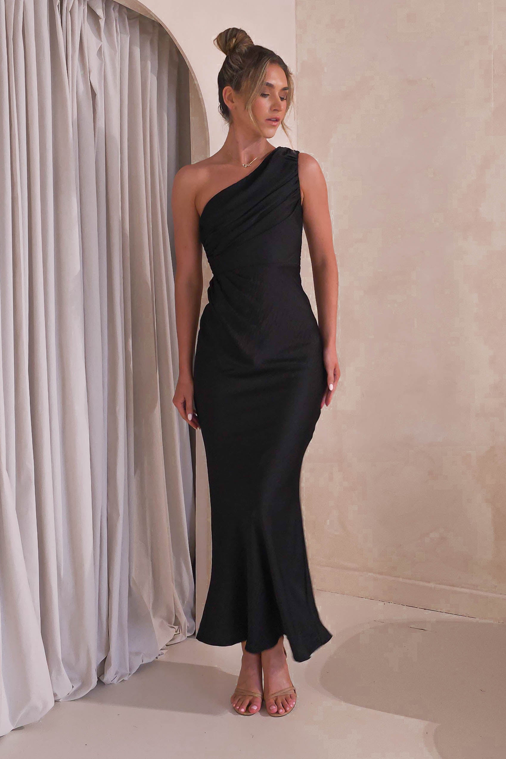 Ansel One Shoulder Maxi Dress | Black