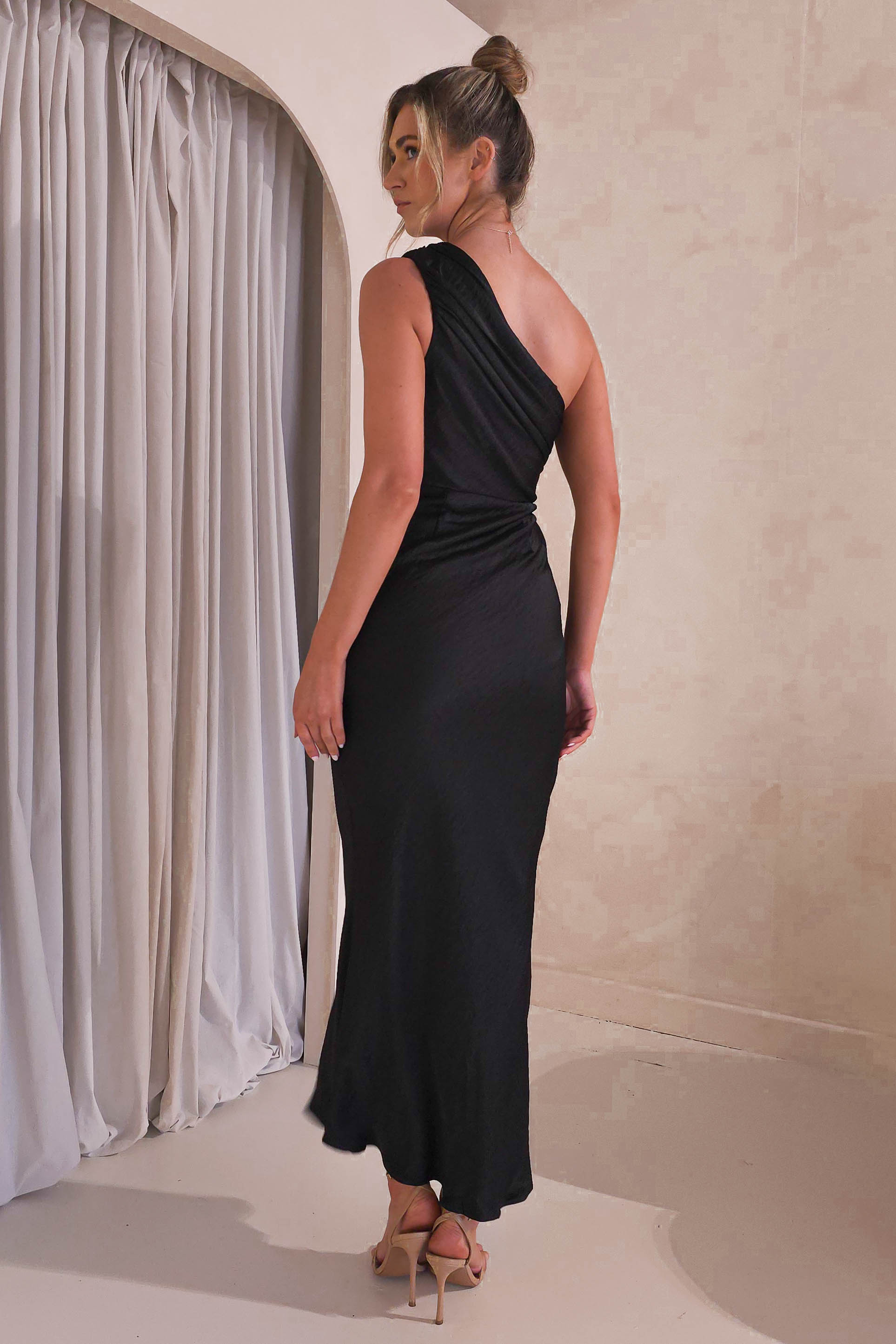 Ansel One Shoulder Maxi Dress | Black