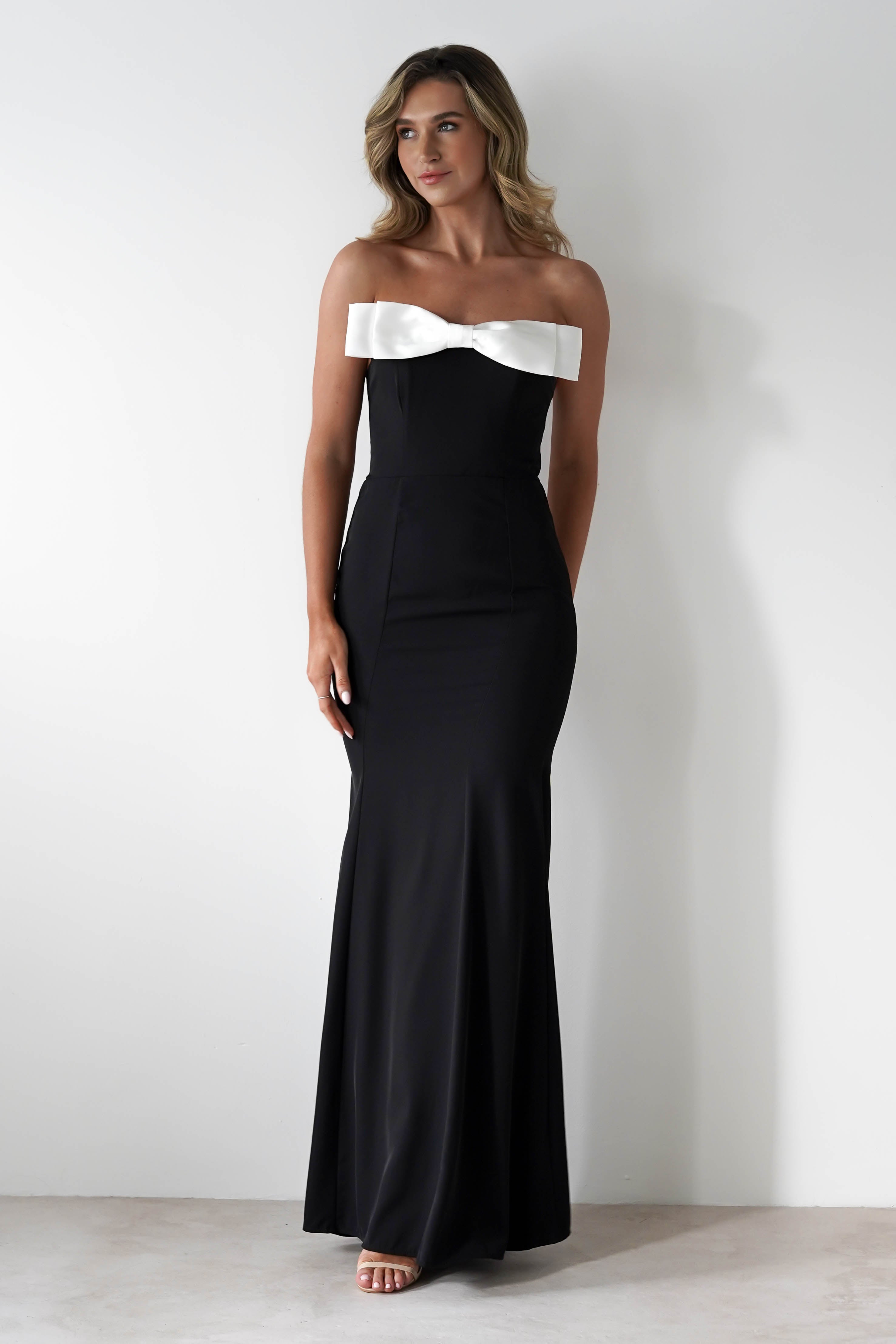 Beckett Strapless Bow Maxi Dress | Black/White