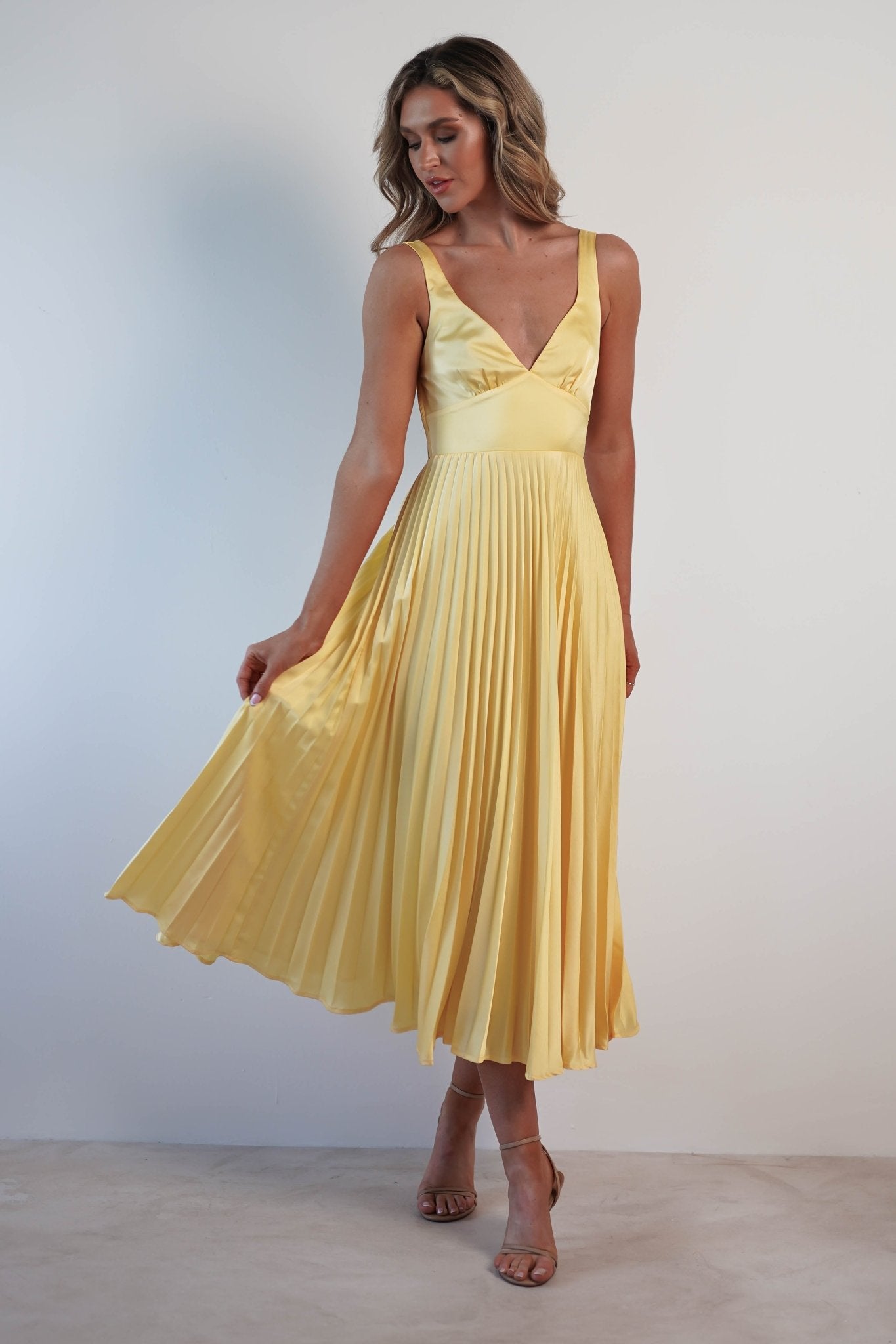 Cheri Pleated Midaxi Dress