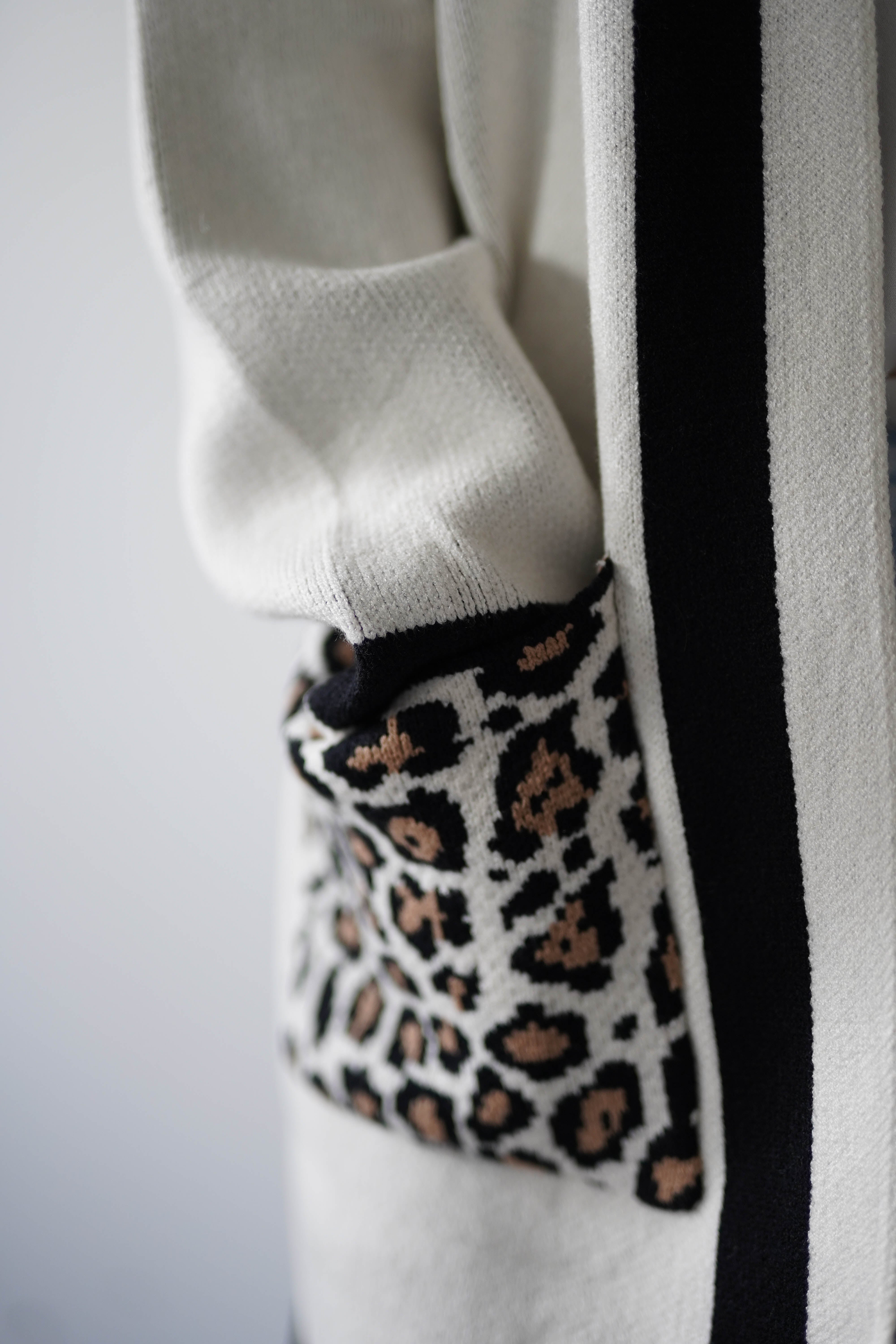 Tadriah Leopard Print Detail Cardigan