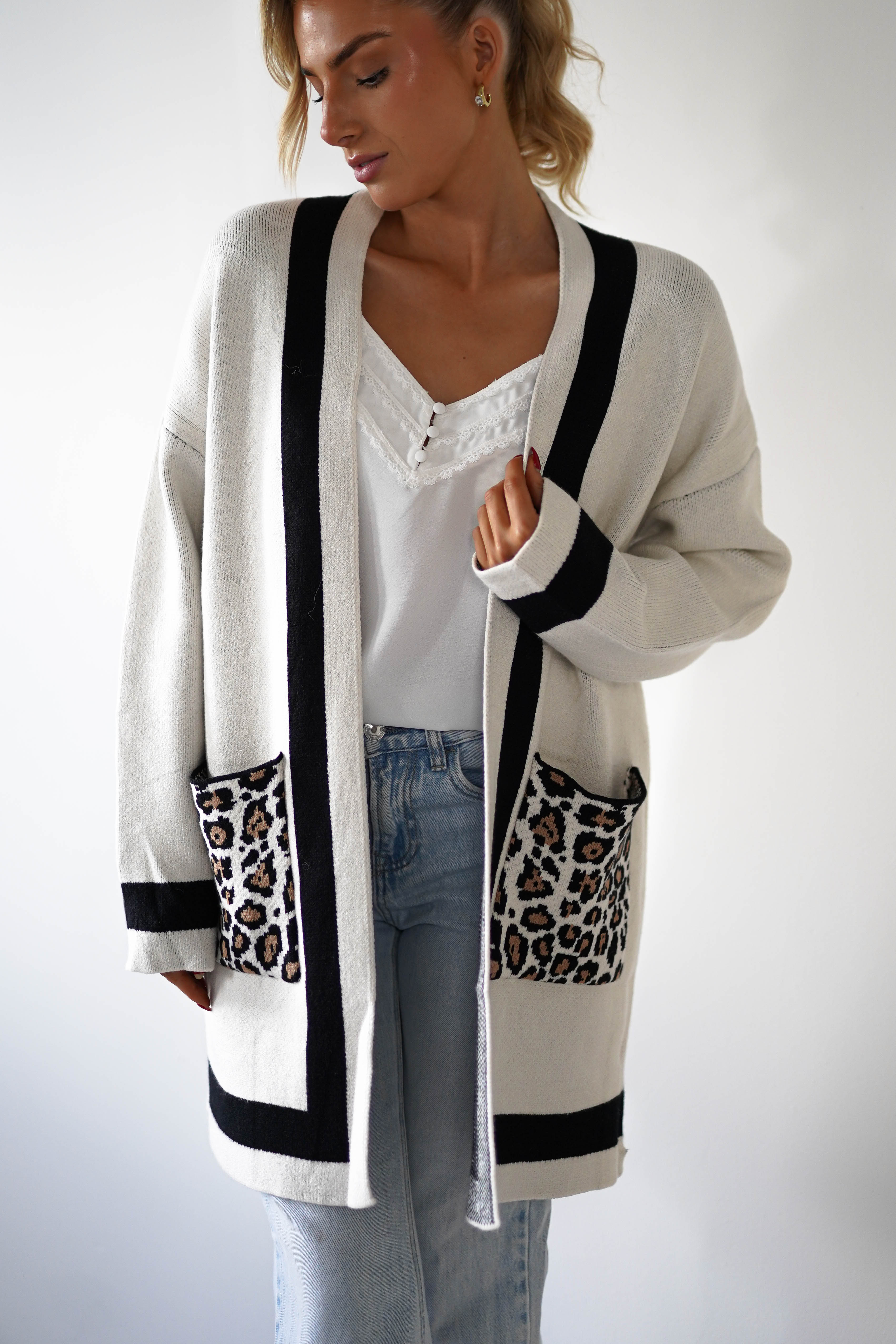 Tadriah Leopard Print Detail Cardigan