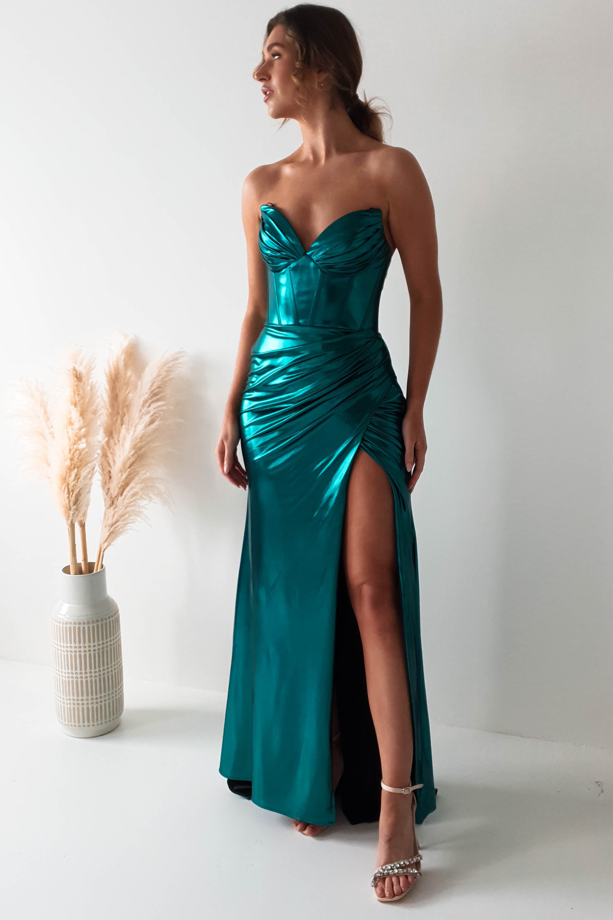 Jeanise Metallic Coset Gown | Green