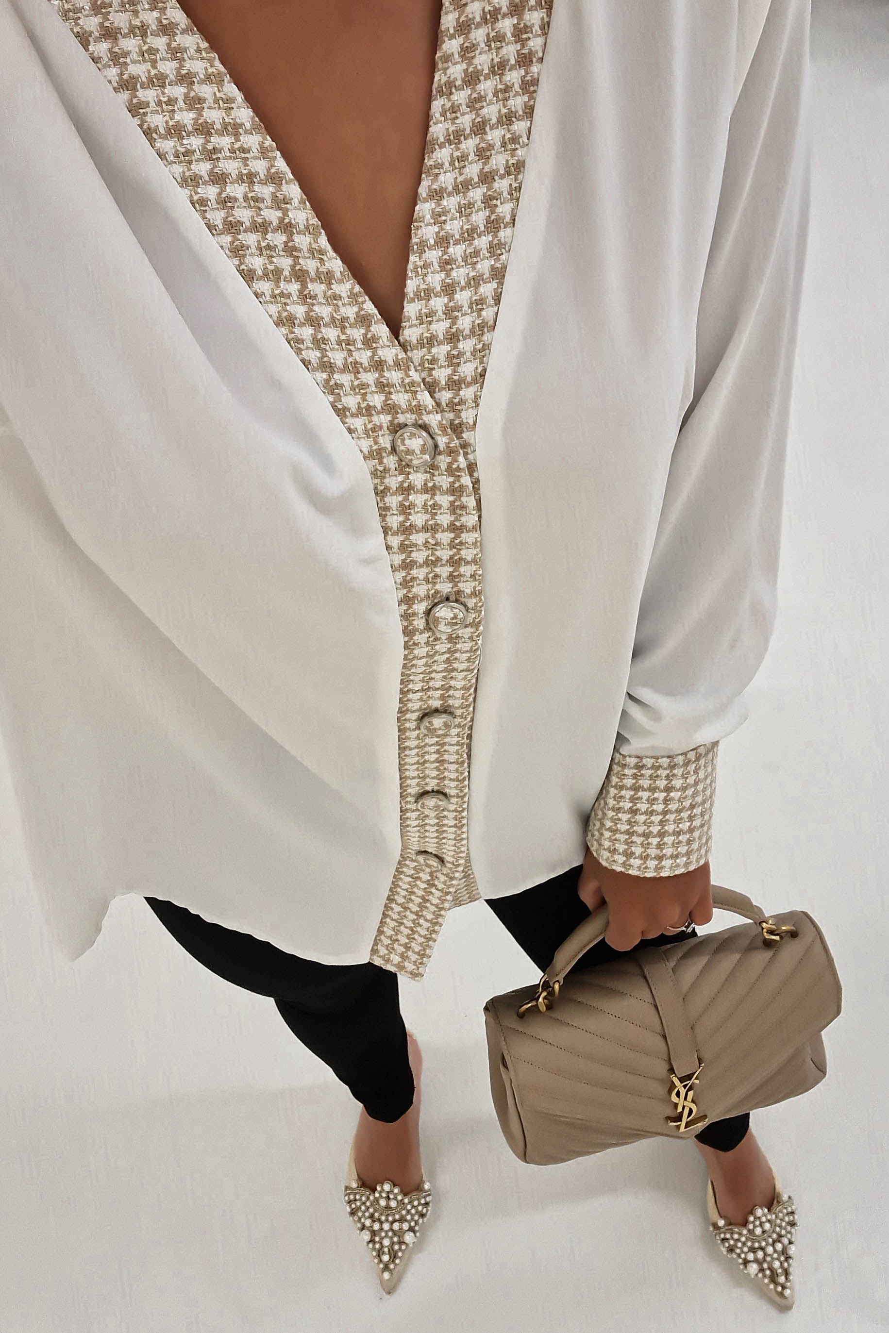 done-ch282-white-shirt-with-gingham-cuffs-white-lulumary-blouse-51060685766997.jpg