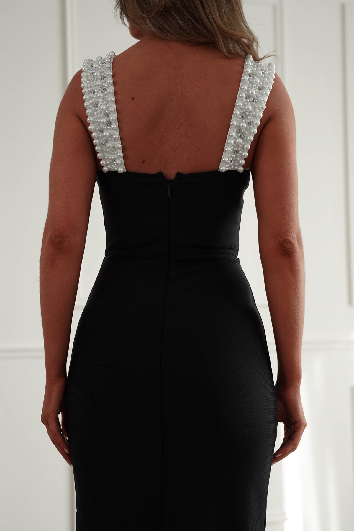 Oh Hello Clothing Women > Clothing > Dresses *DONE-F&P|613376 |black dress with white embellishment