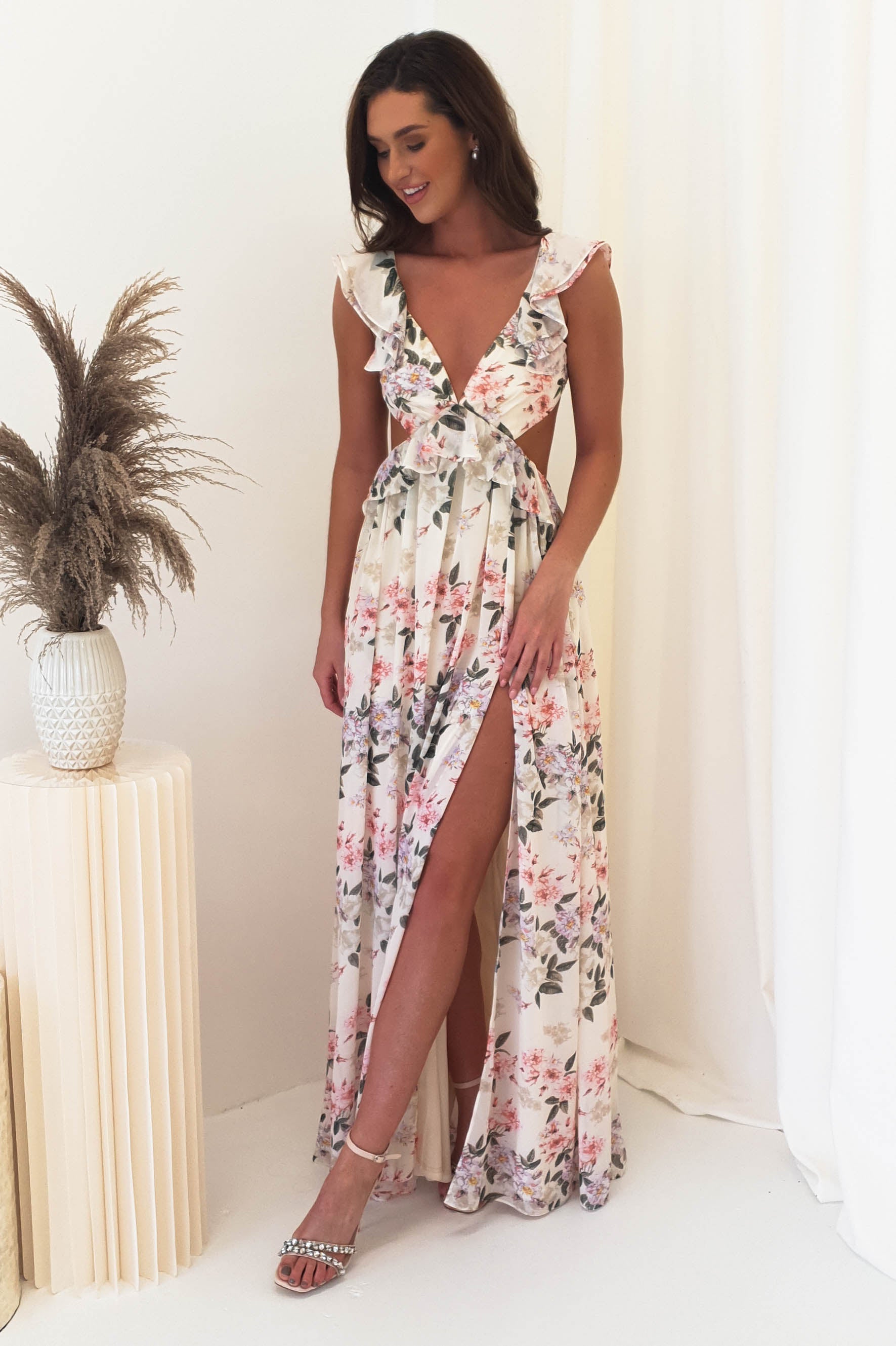 Long white clearance floral maxi dress