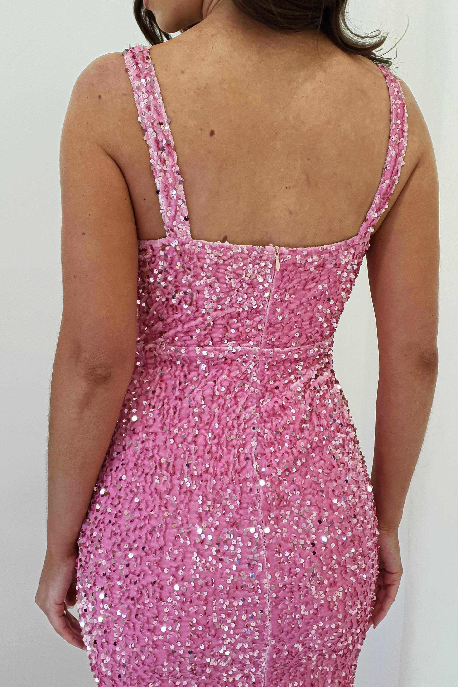 Pink sequin clearance bodycon dress