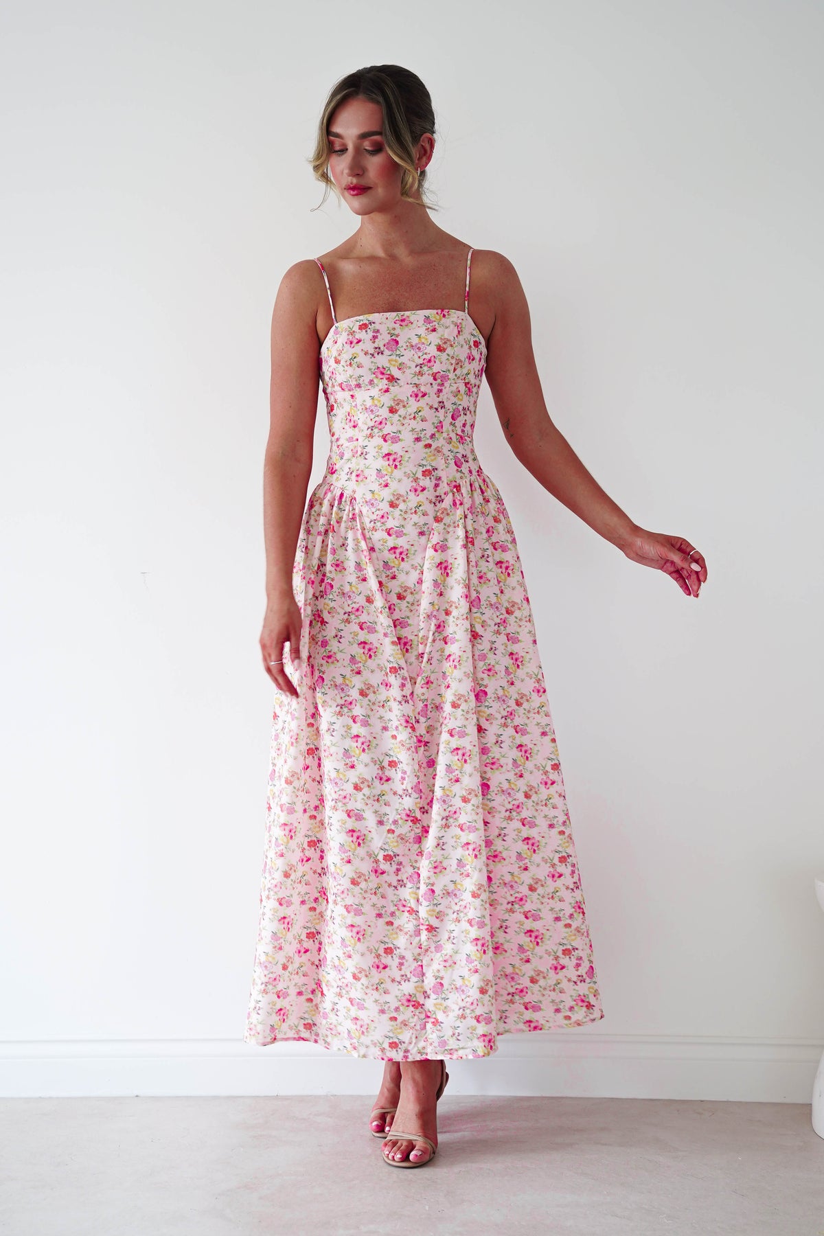 Oh Hello Wedding Guest Elodie Floral Print Maxi Dress