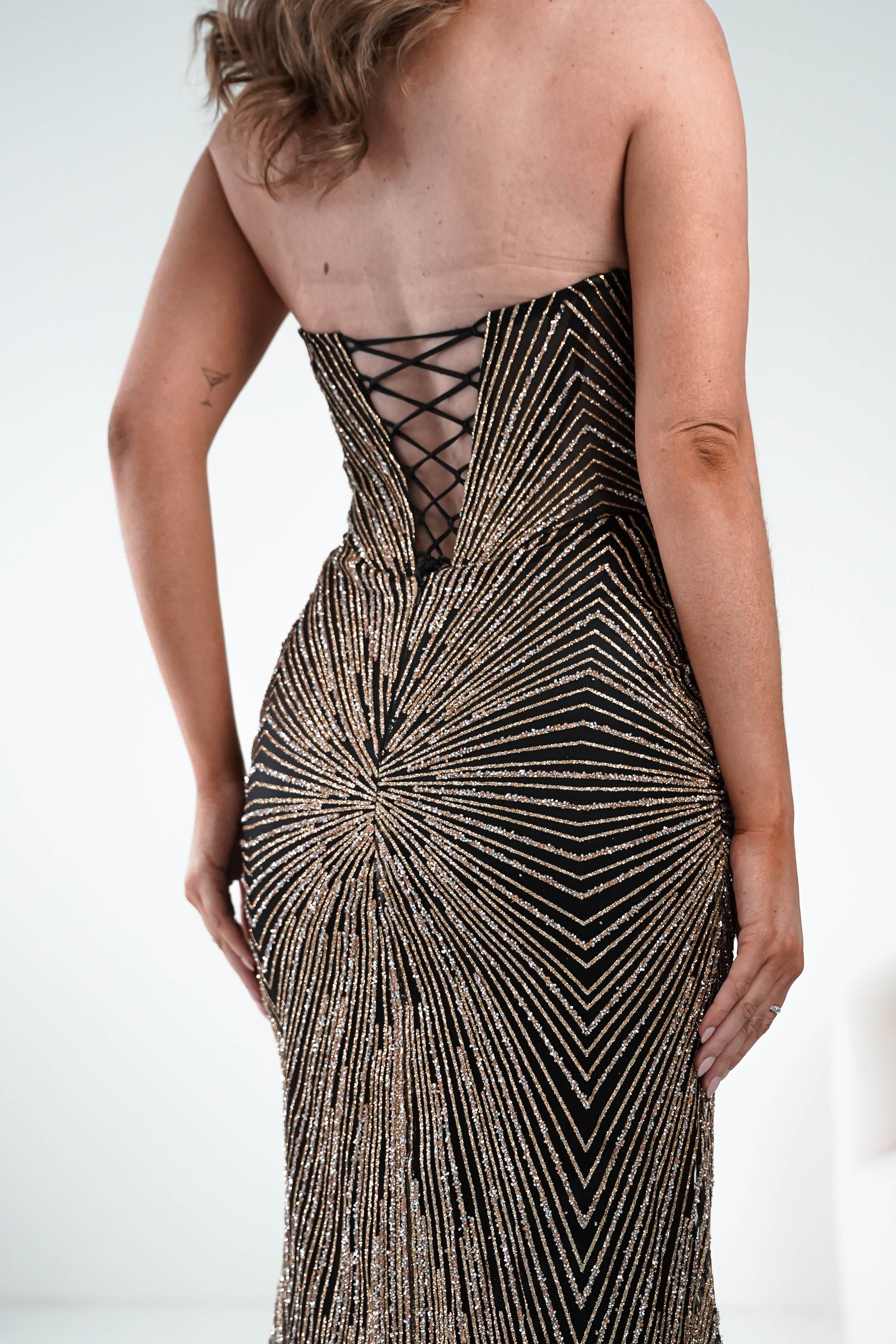 Oh Hello Clothing Dresses Elyse Glitter Strapless Gown | Black/Gold